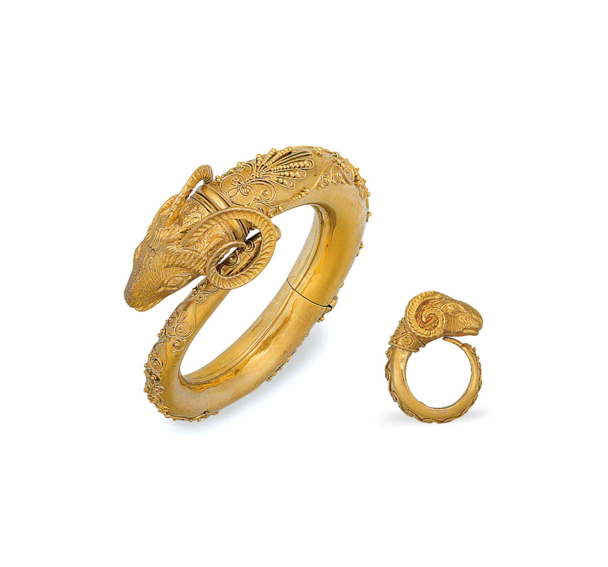 A SET OF GOLD RAM'S HEAD JEWELRY Christie's