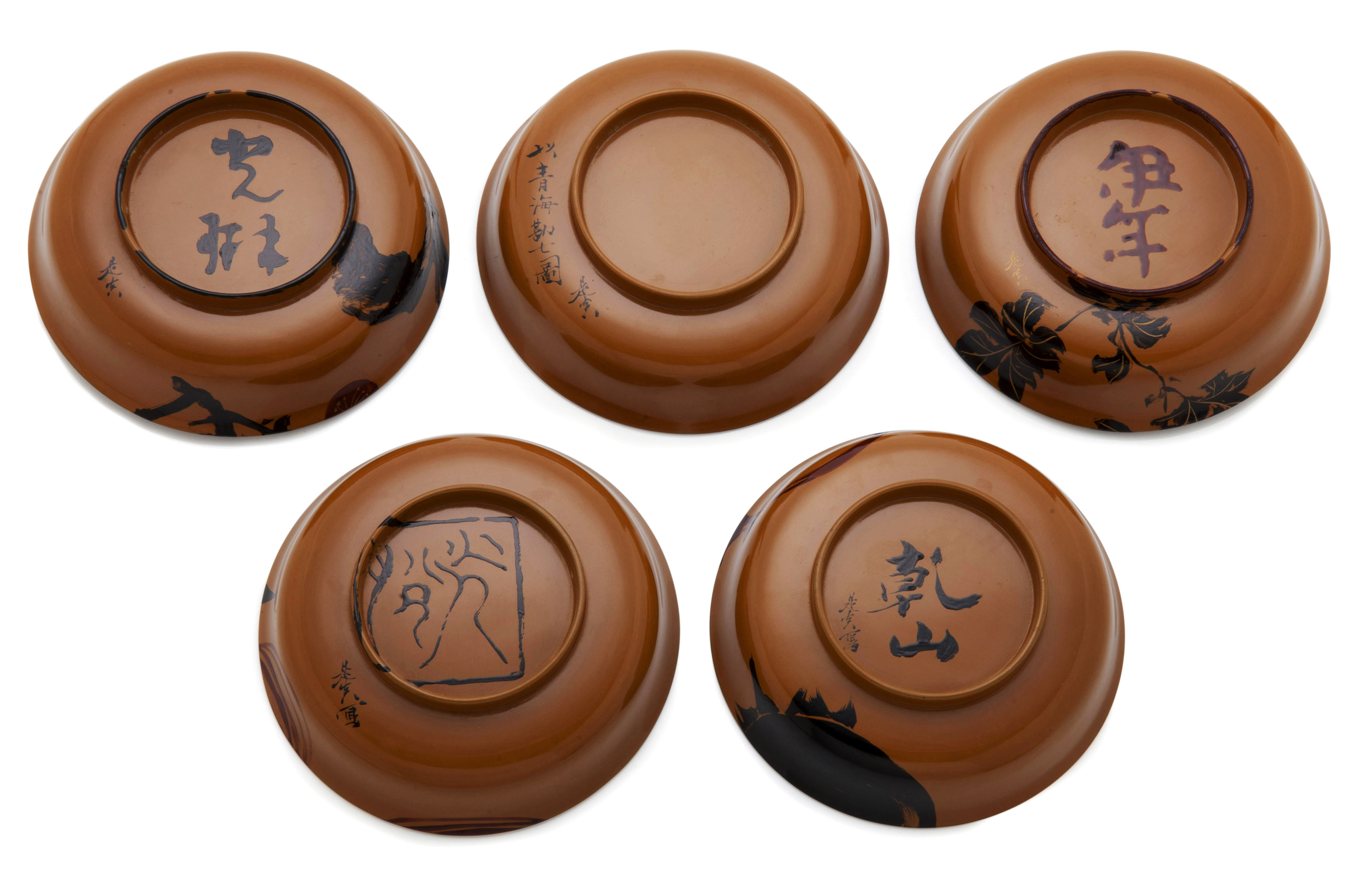 A set of five lacquer bowls and covers, EACH SIGNED ZESHIN