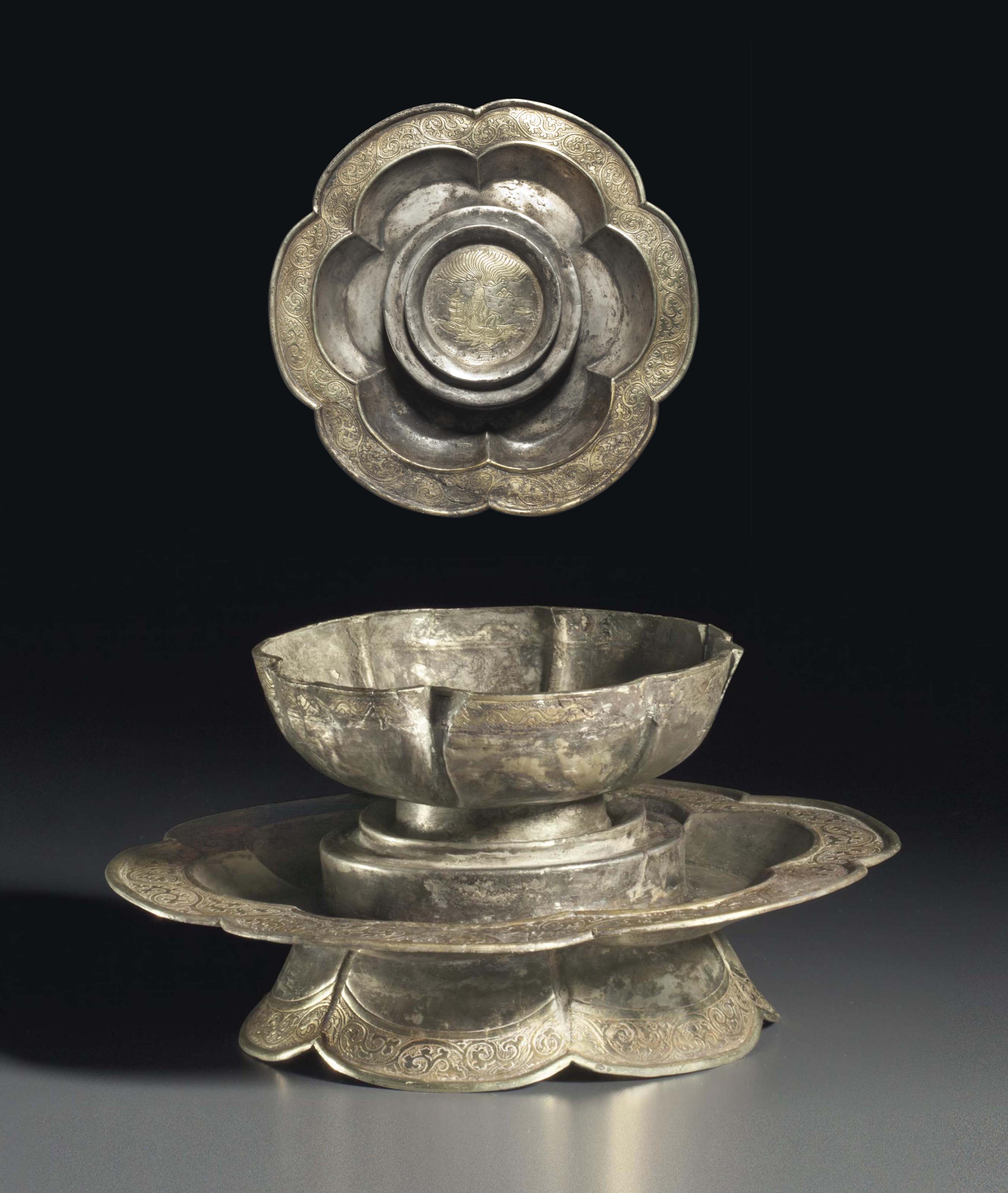 Image result for A PARCEL-GILT SILVER HEXALOBED CUP STAND CHINA, SOUTHERN SONG-YUAN DYNASTY (1127-1368)