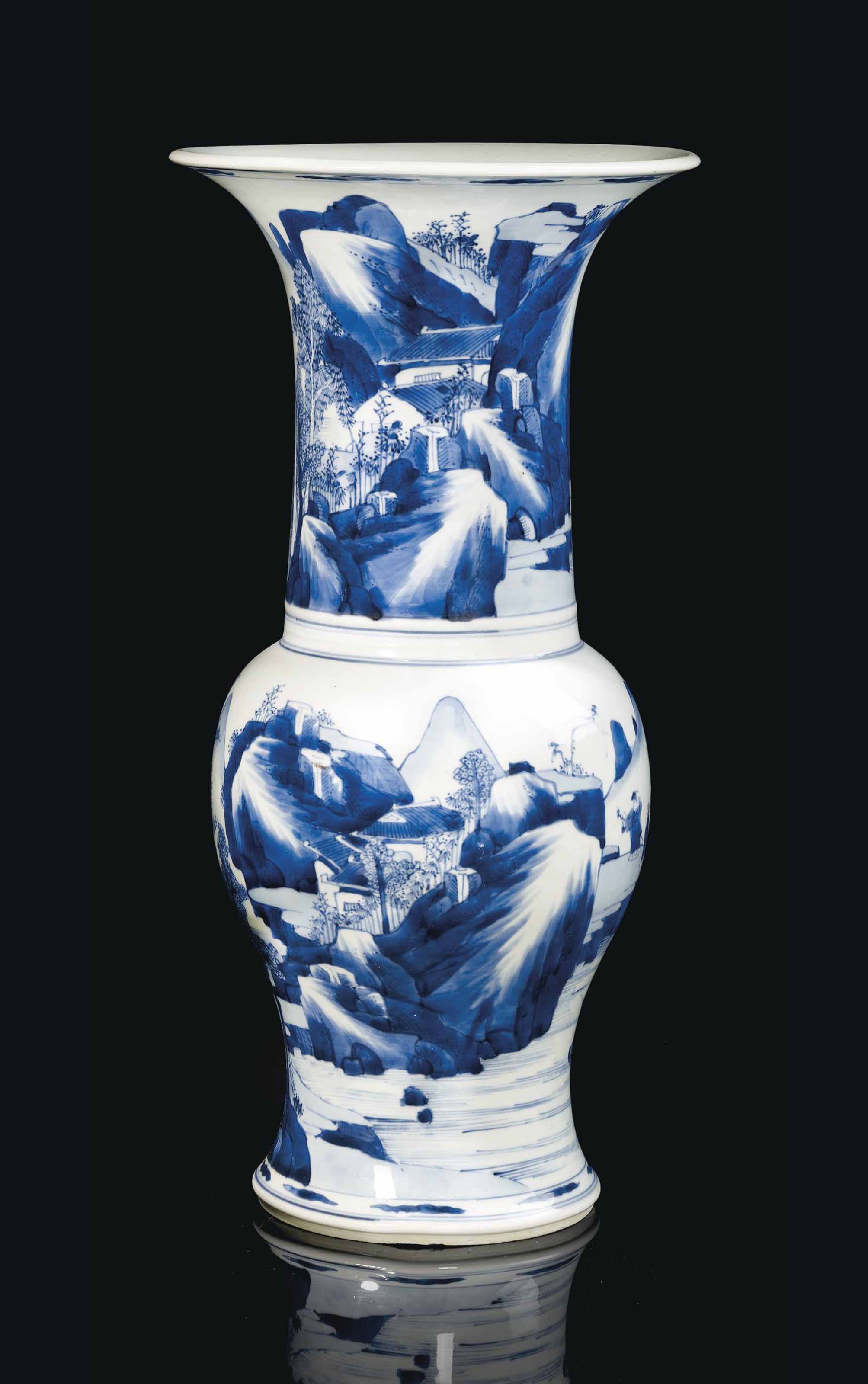 Grand Vase En Porcelaine Bleu Blanc