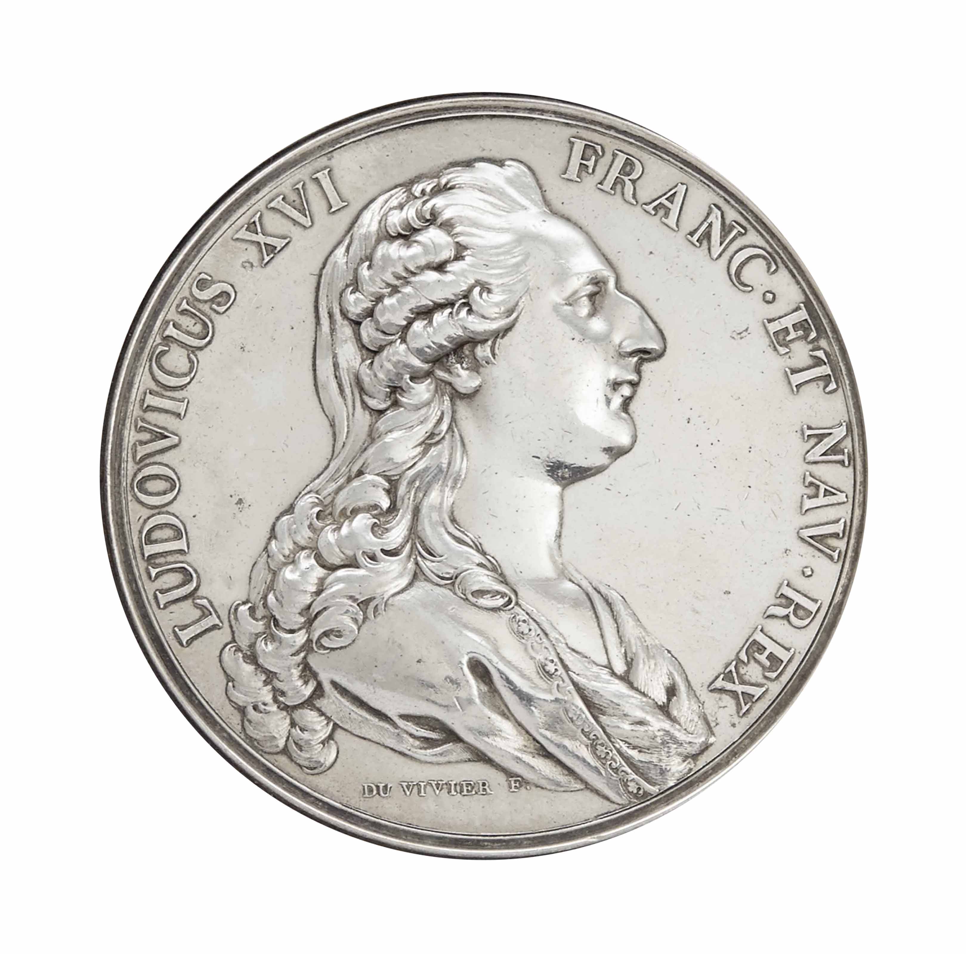 Médaille émaillée En Argent Massif – Poinçon Crabe – Poids 1,4 G – Occasion