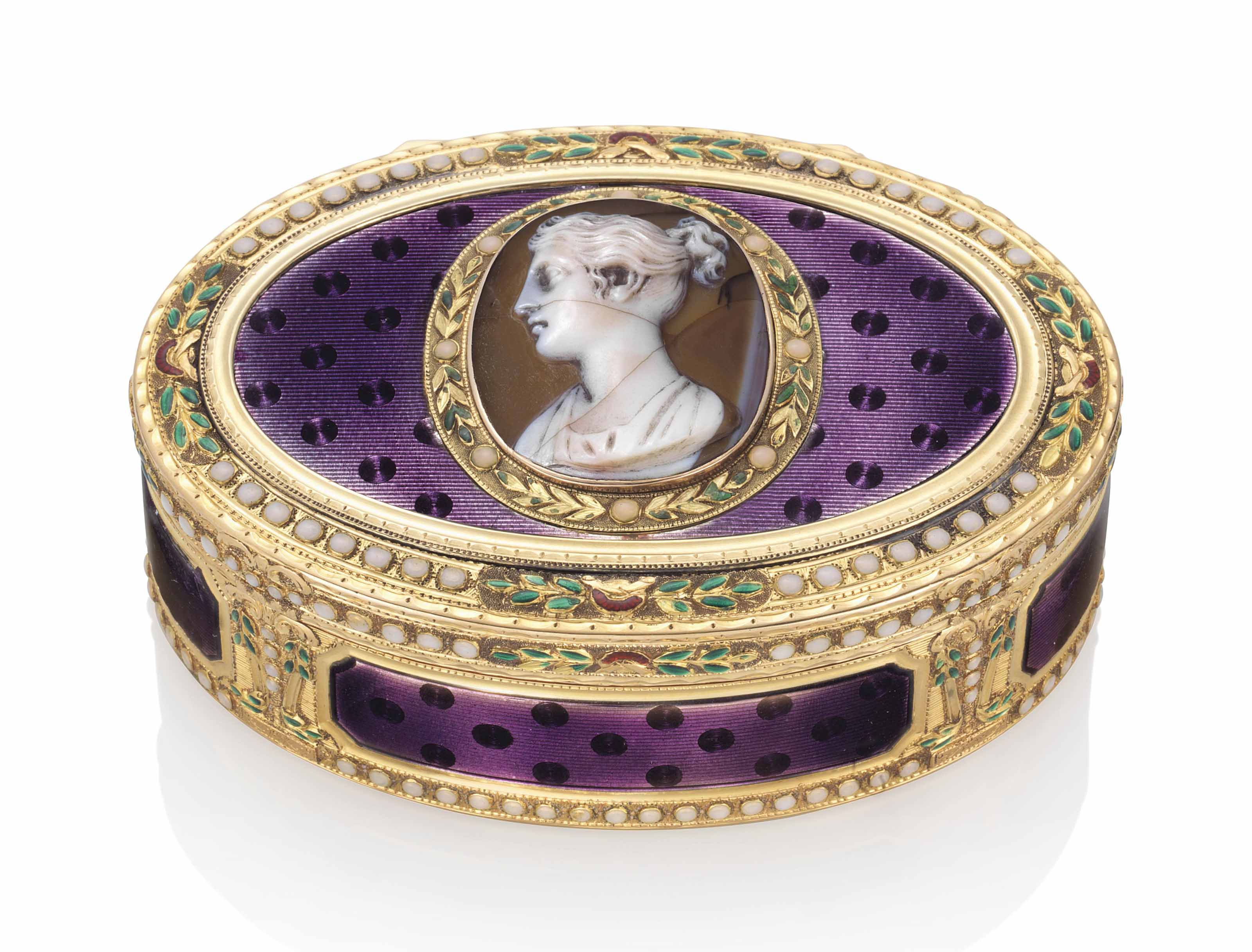 A GERMAN ENAMELLED GOLD SNUFF-BOX SET WITH A HARDSTONE CAMEO