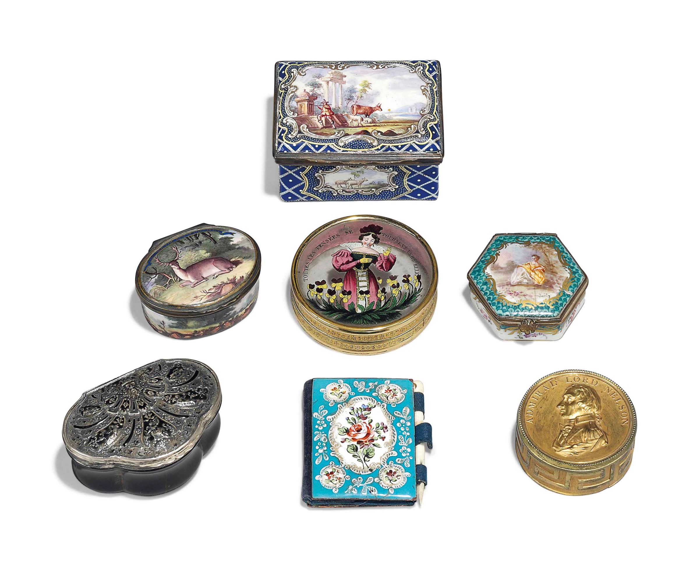 A GROUP OF SNUFFBOXES