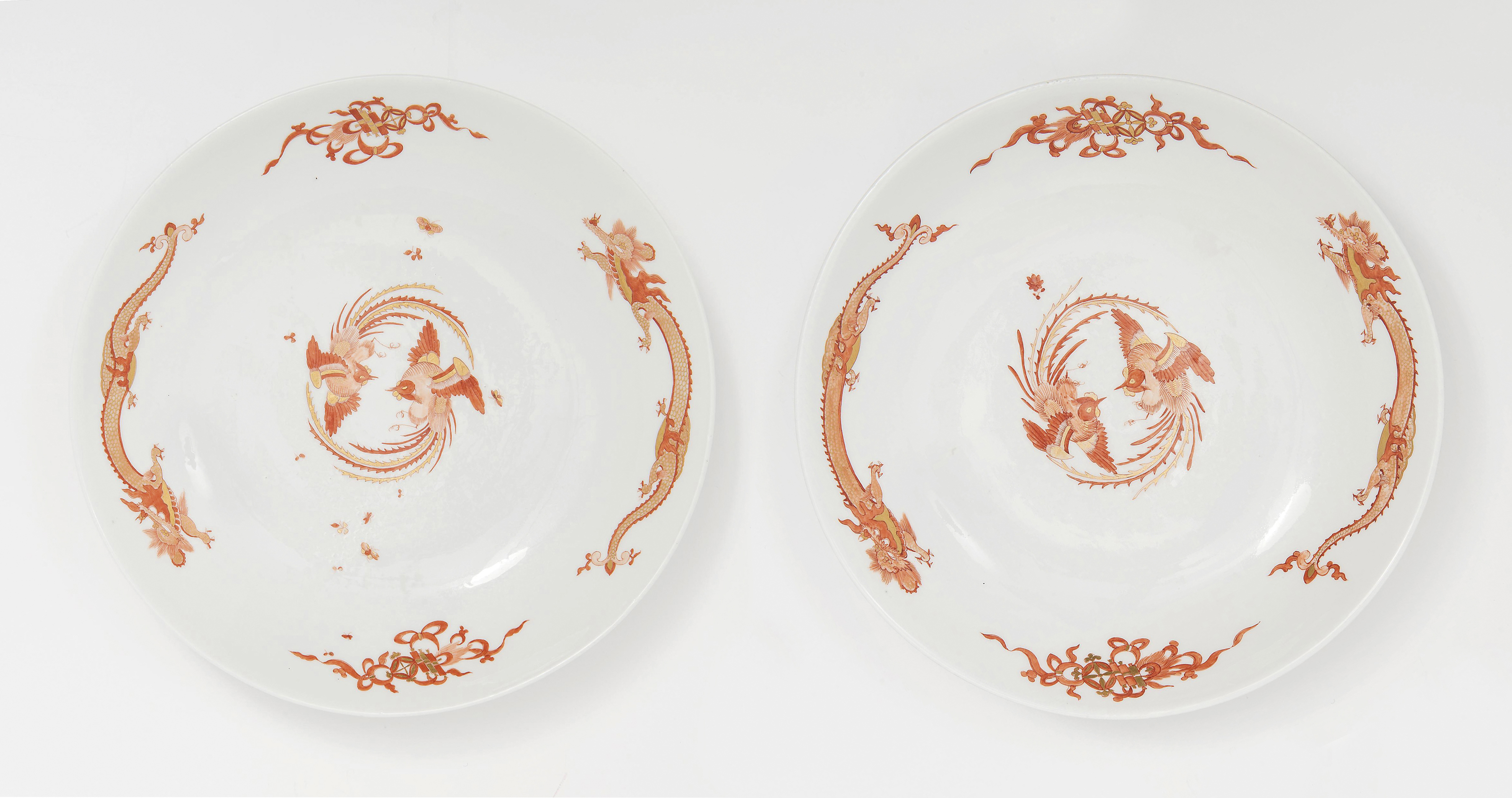TWO MEISSEN KAKIEMON DISHES FROM THE SAXON ROYAL 'RED DRAGON
