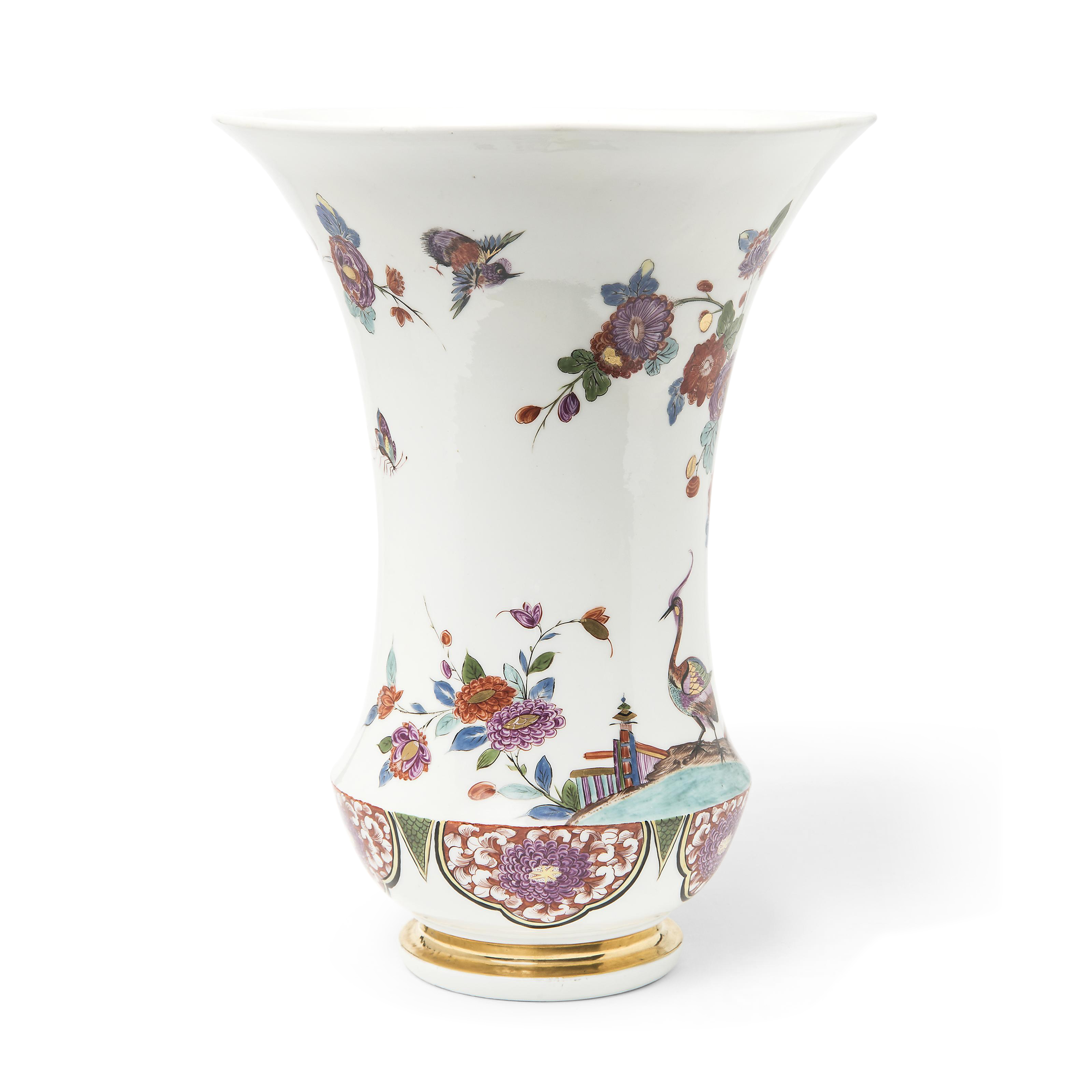 A slip-decorated turquoise-glazed double vase Seal marks and