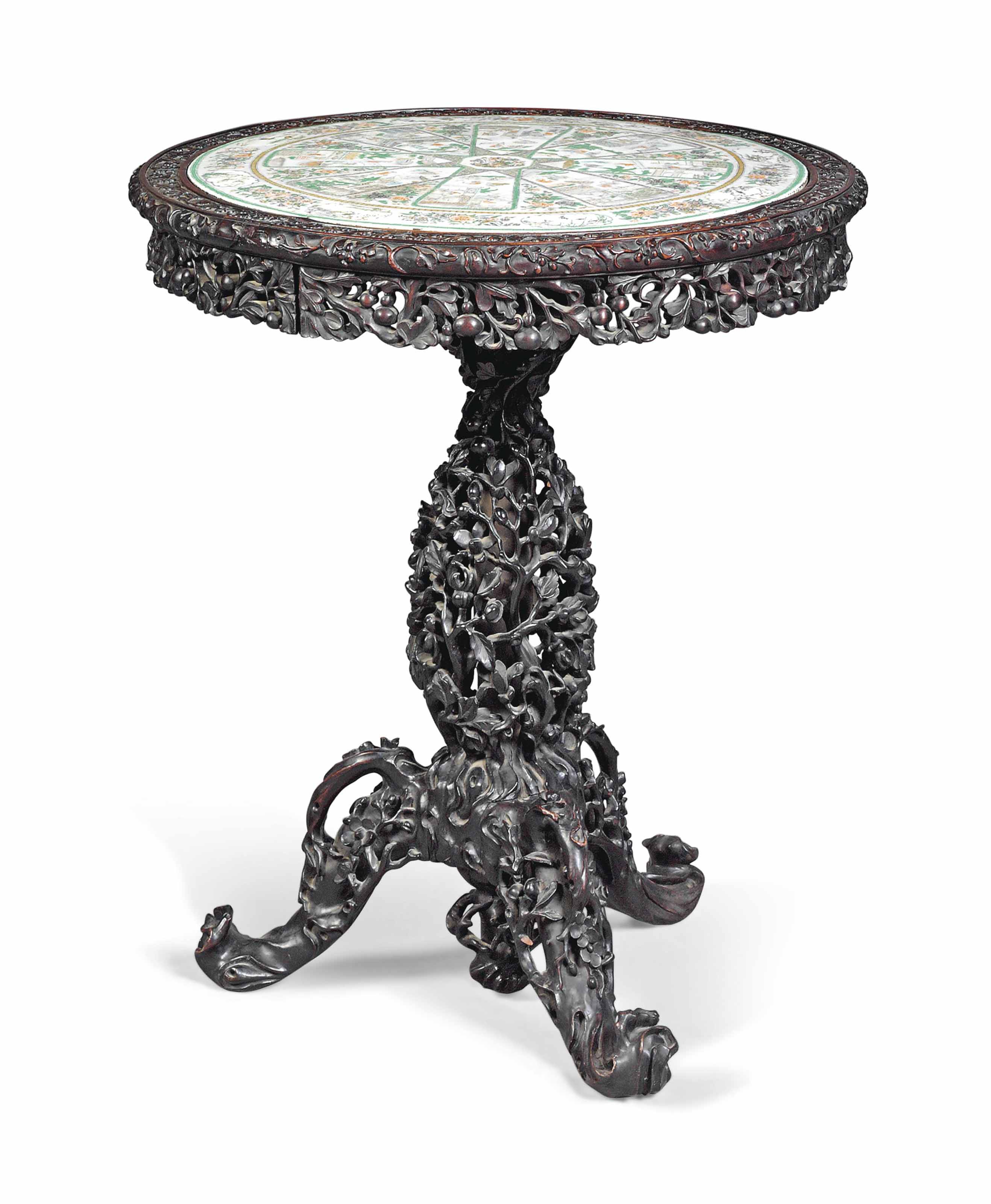 A Hongmu Famille Verte Porcelain Inset Circular Table