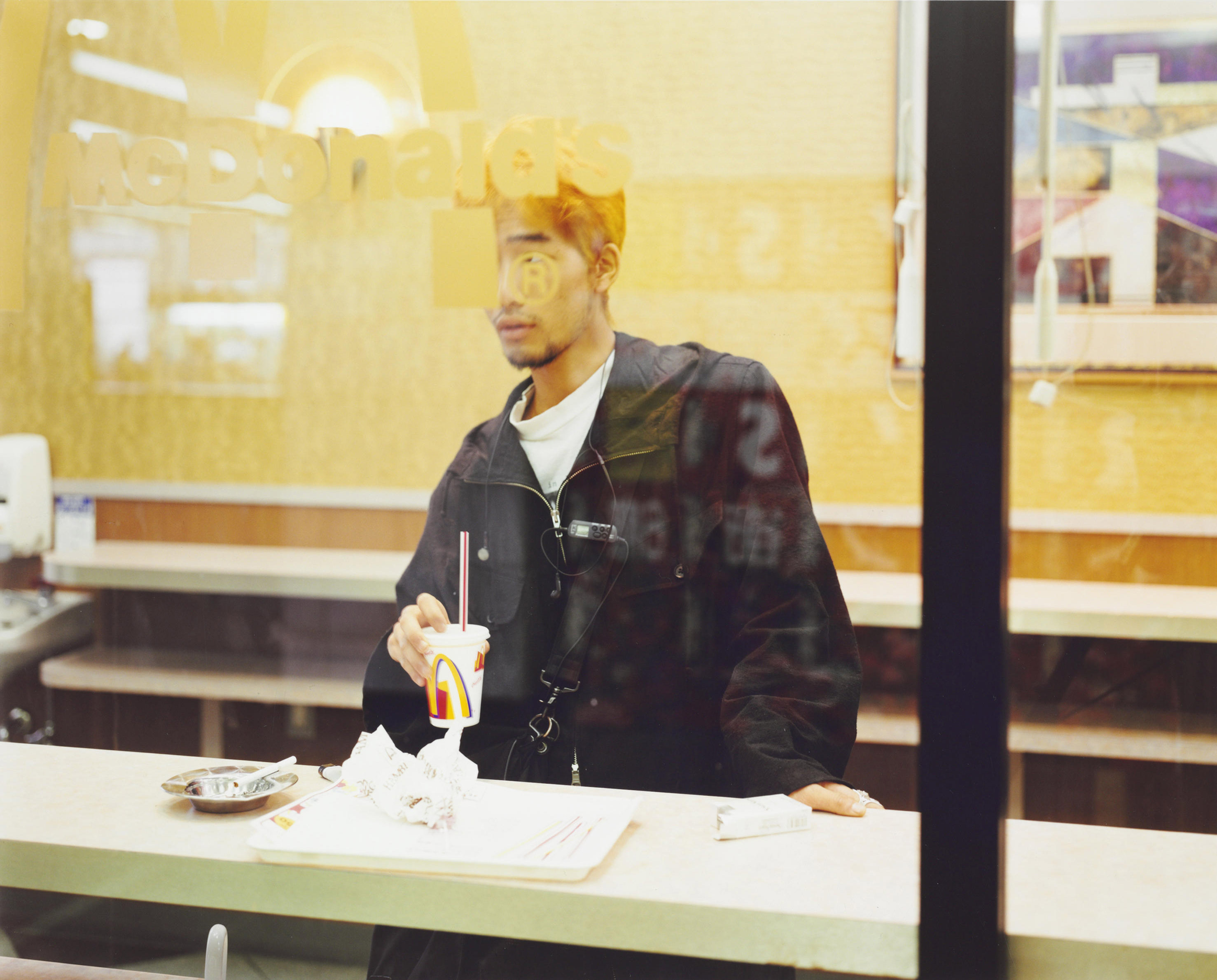 アート・デザイン・音楽 TOKYO SUBURBIA Tokyo Suburbia, 1995-1998, Takashi Homma (b. 1962) | Christie's