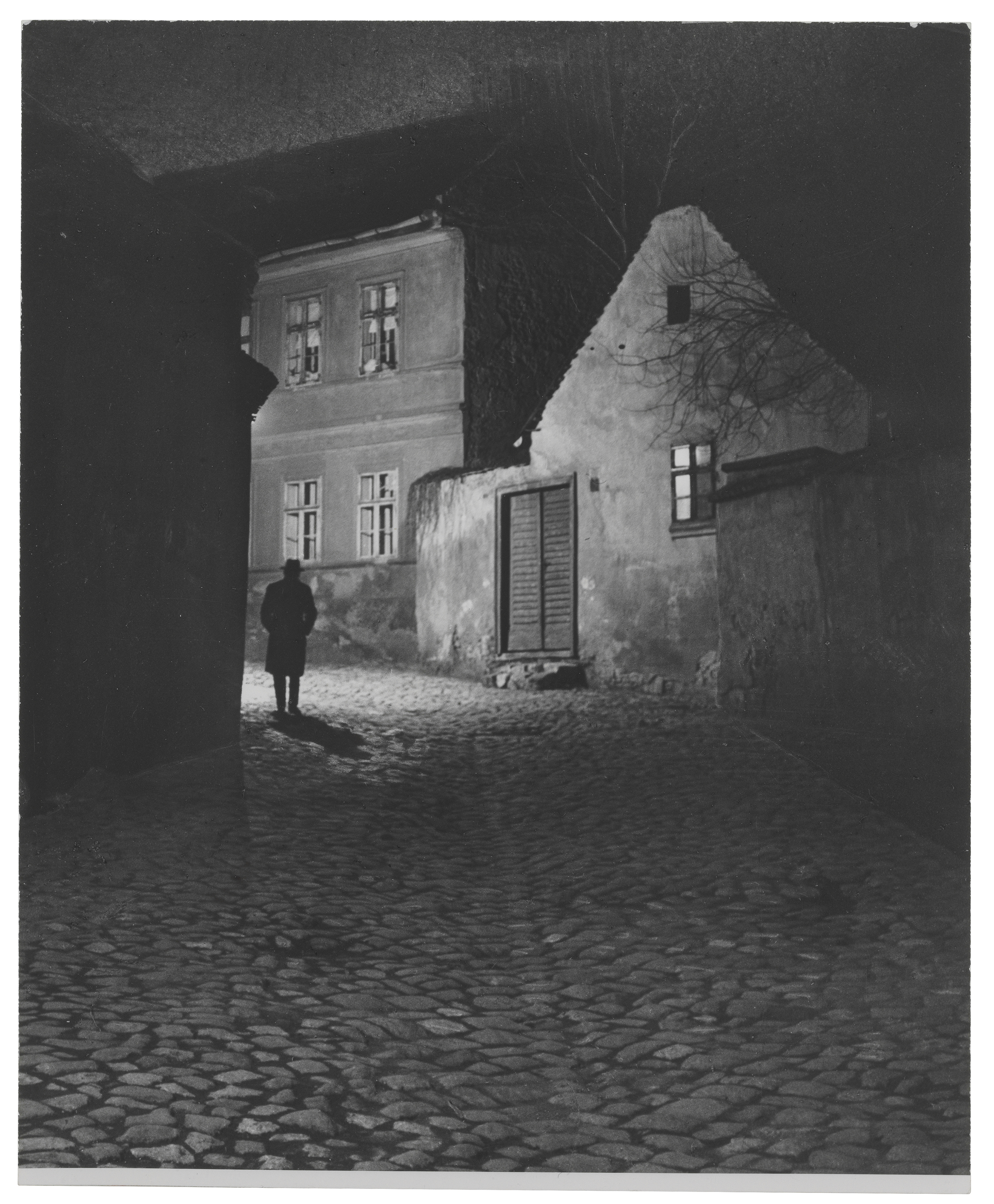 ANDRÉ KERTÉSZ (1894–1985), Night Photograph, Budapest, 1914