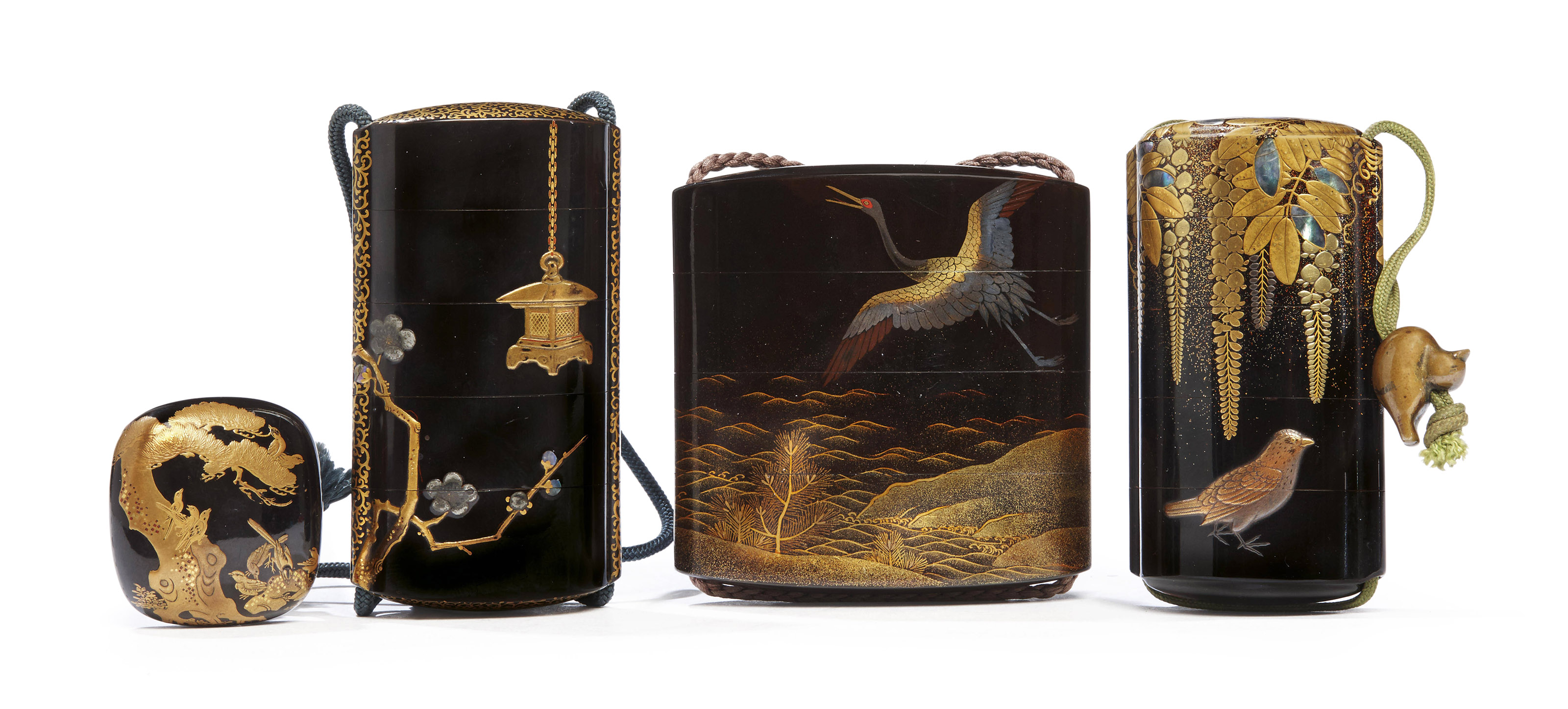 日本十九世纪漆制印笼一组三件, JAPAN, EDO PERIOD, 19TH CENTURY
