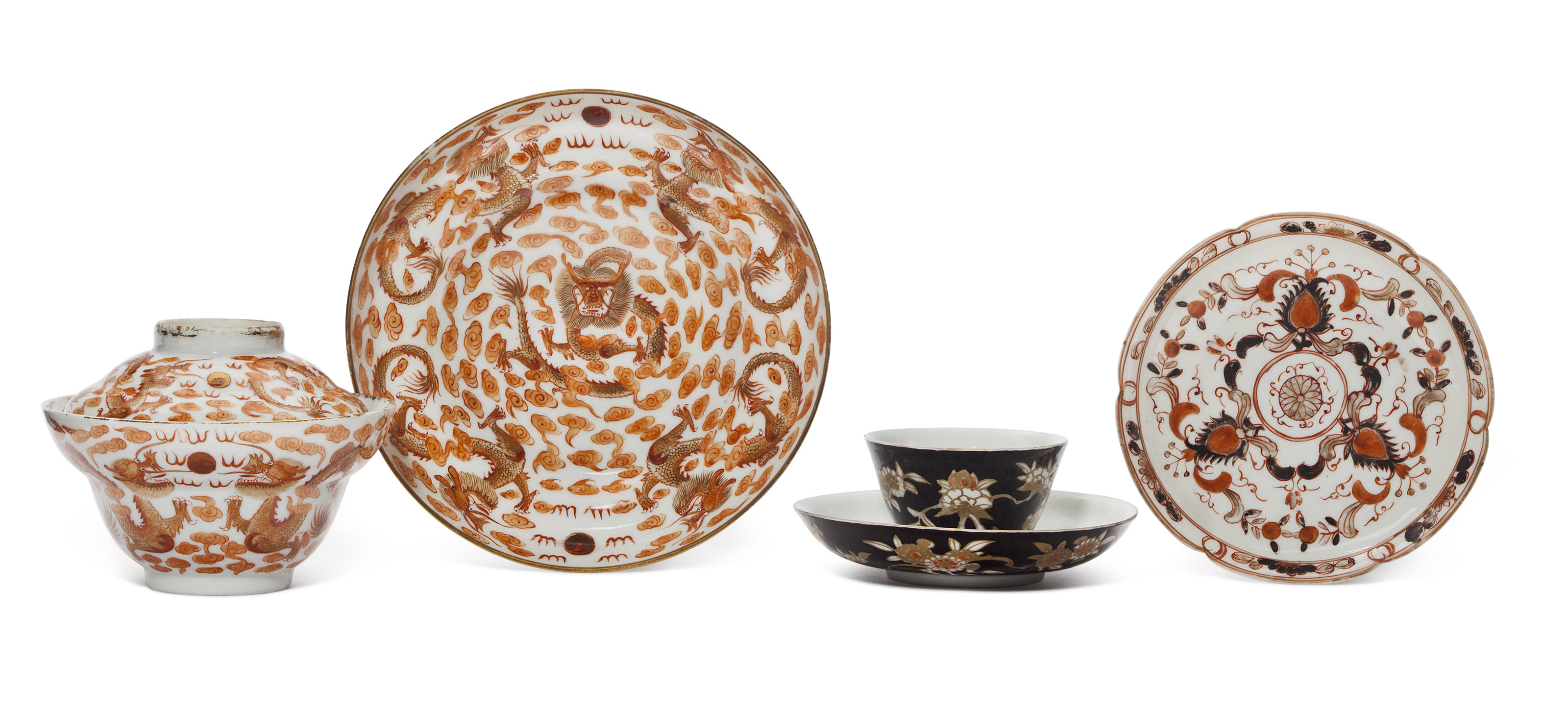 A GROUP OF IRONRED AND GILT TABLE WARES, 18TH19TH CENTURY Christie’s