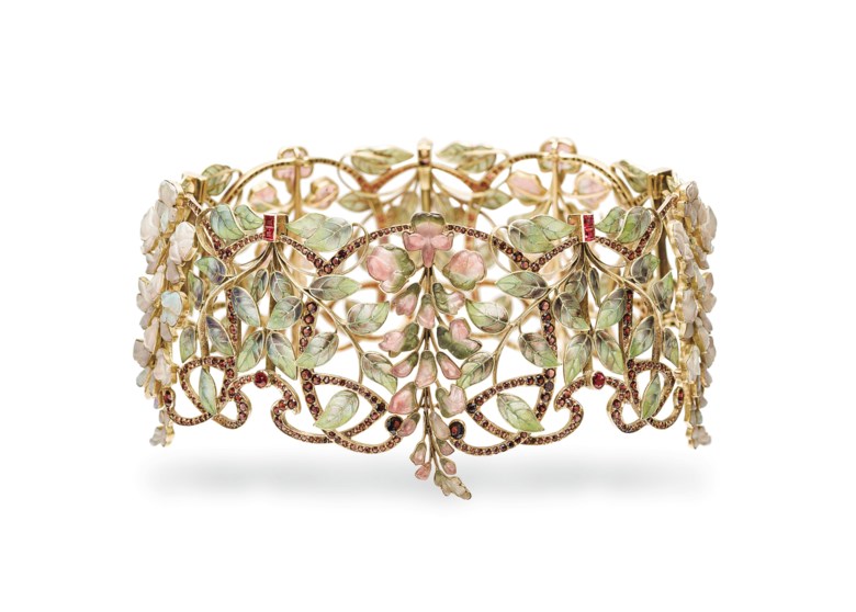 Philippe Wolfers, Art Nouveau multi-gem and enamel ‘Glycines’ Tour-de-Cou, circa 1900. Sold for $260,187 — a world auction record for Philippe Wolfers — on 18 May 2016 at Christie’s in Geneva