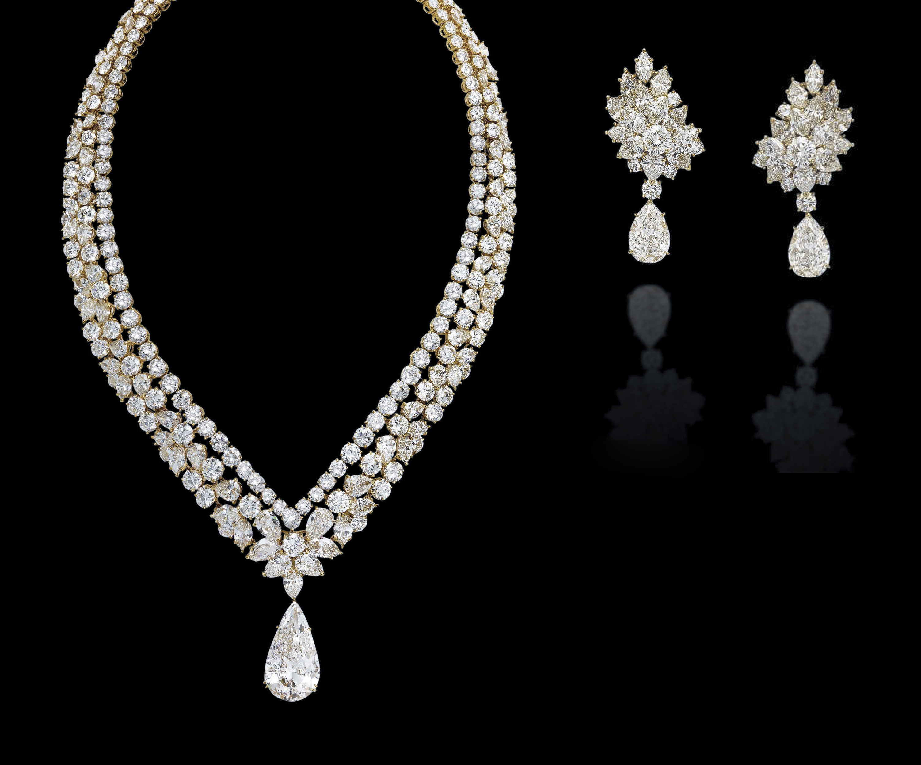 A SET OF DIAMOND JEWELLERY BY CARTIER Christie s