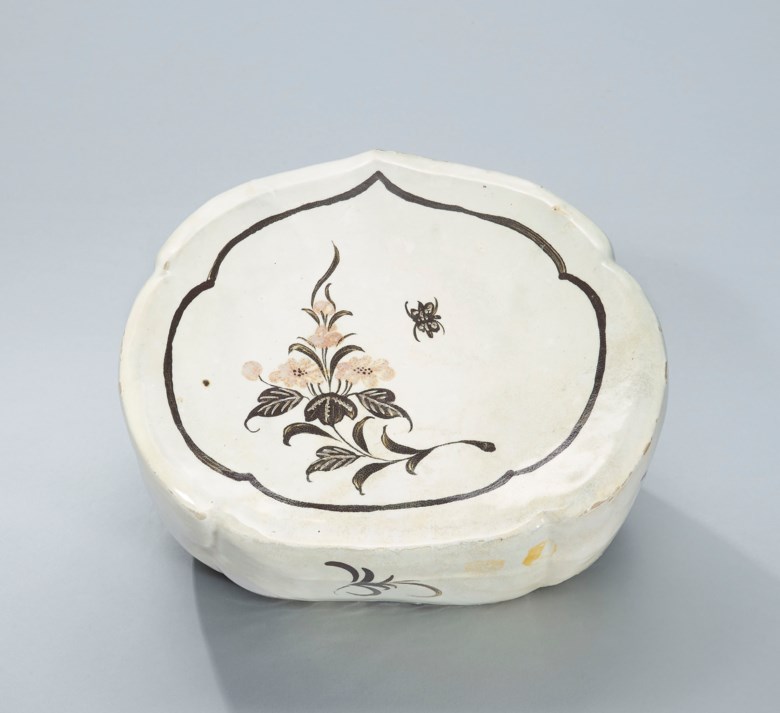 Song ceramic pillows: A triumph of cooling and ancient artistry