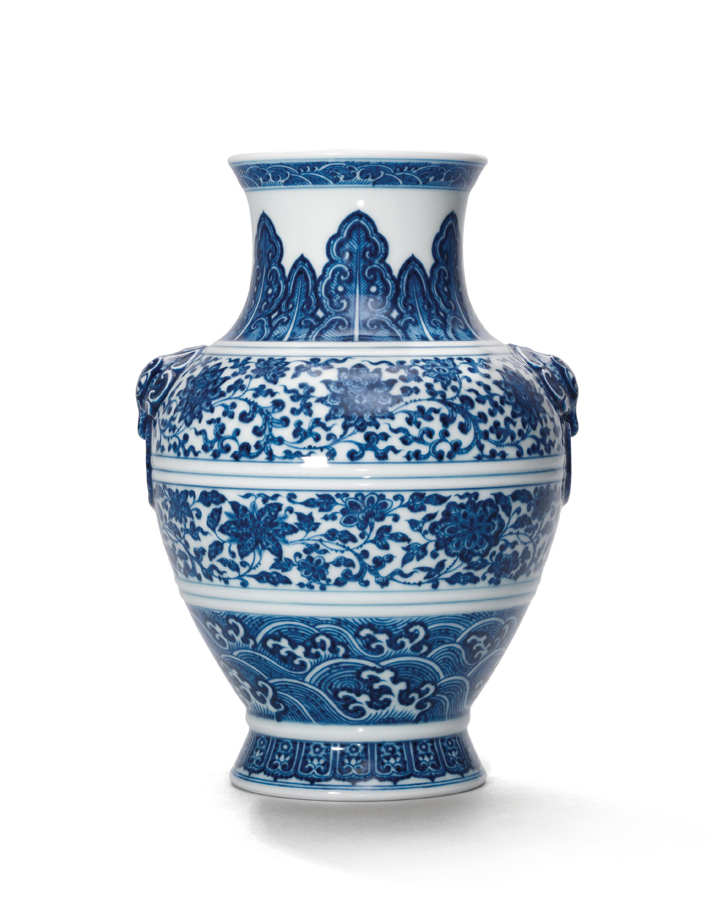 A BLUE AND WHITE HUFORM VASE , QIANLONG SIXCHARACTER SEAL MARK IN