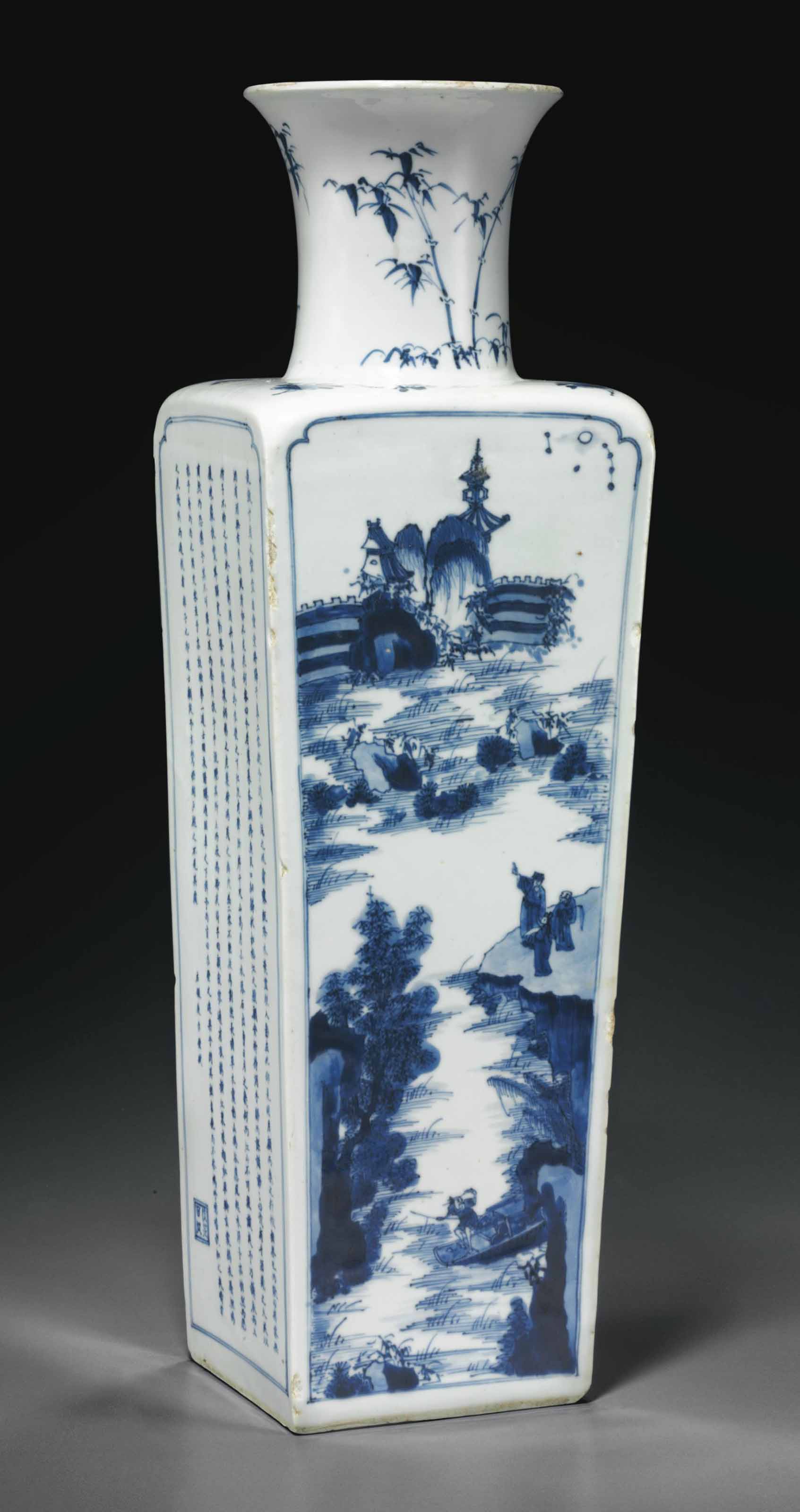 A LARGE BLUE AND WHITE SQUARE VASE