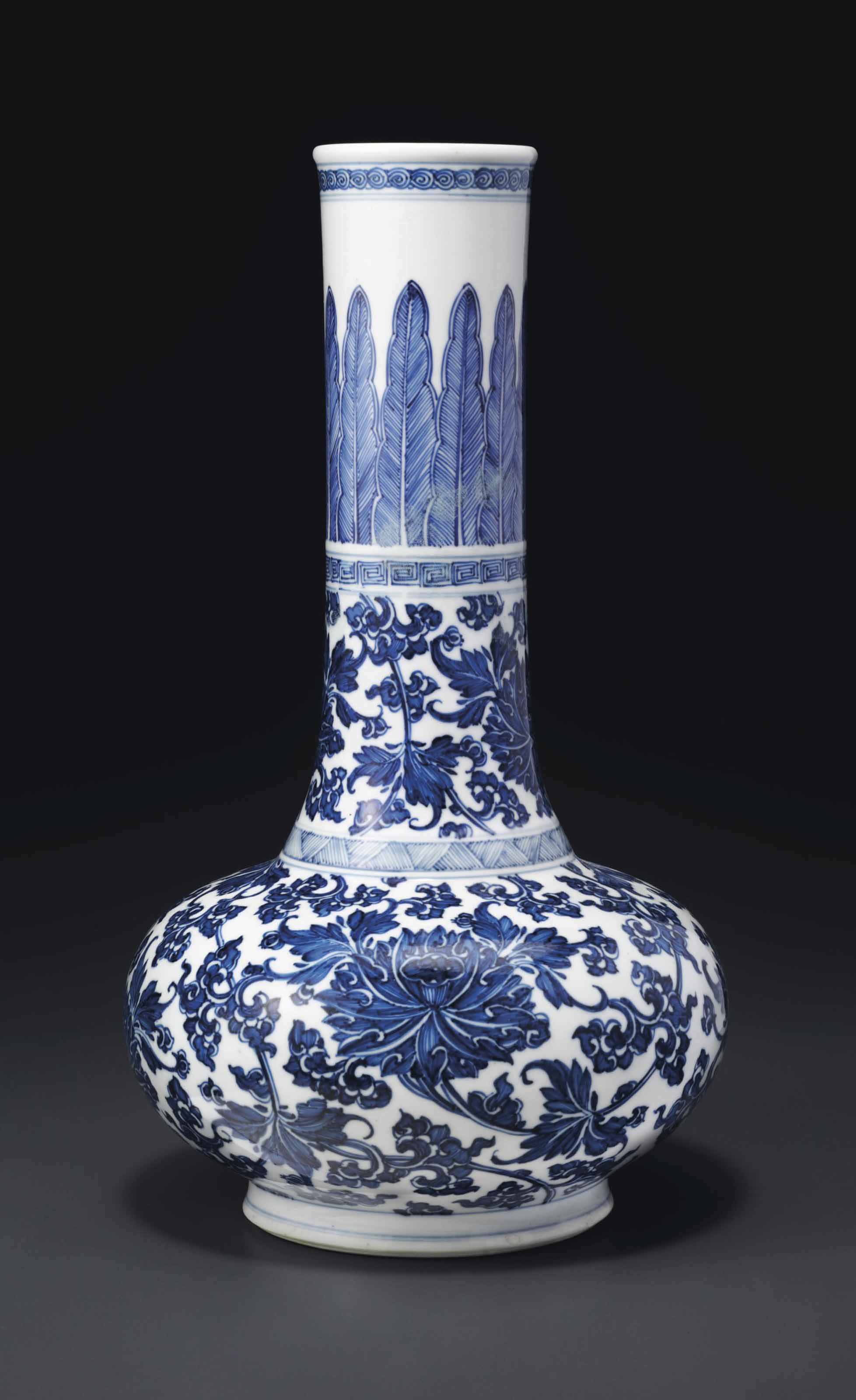 A BLUE AND WHITE BOTTLE VASE , KANGXI PERIOD (16621722) Christie's