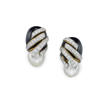A pair of diamond, baroque cultured pearl and enamel ear clips, by David Webb. Sold for $10,000 on 20 April 2016 at Christie’s in New York