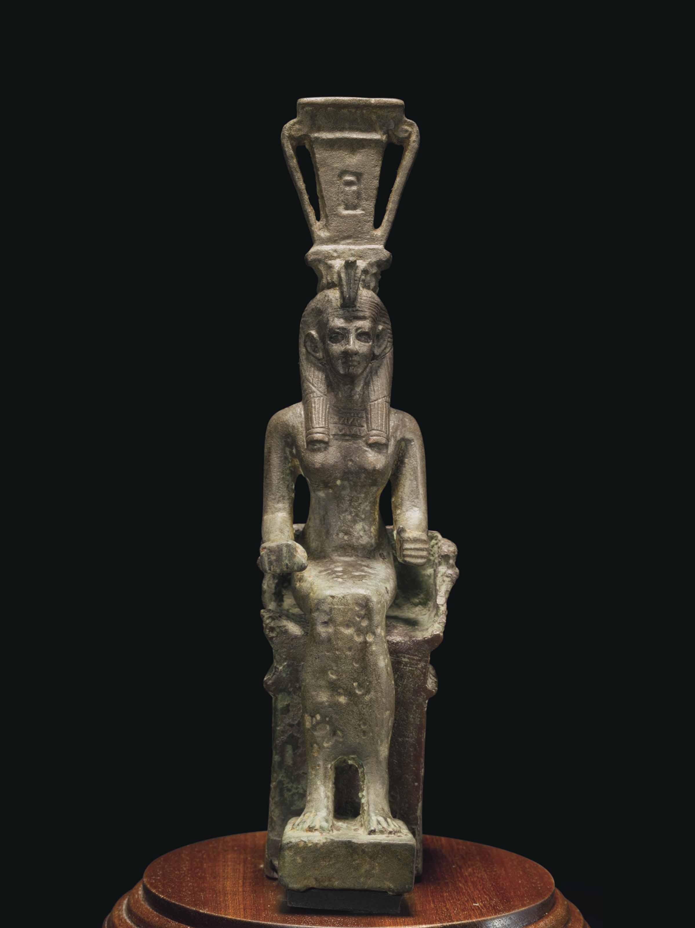 AN EGYPTIAN BRONZE ENTHRONED HATHOR , LATE PERIOD, 664330 B.C