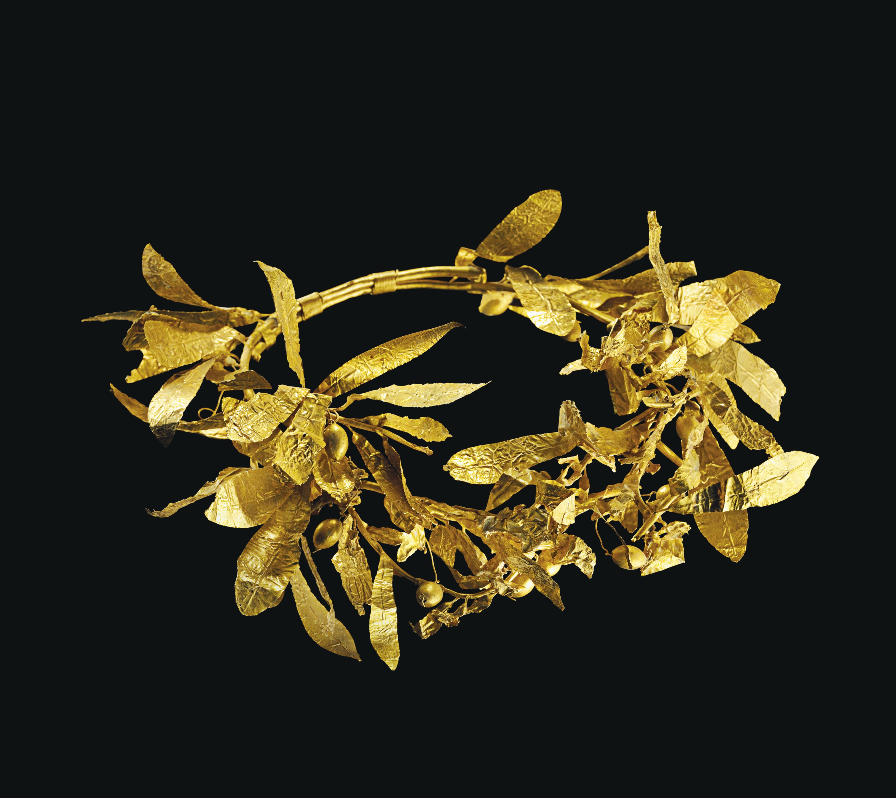A Greek gold olive wreath. Late classical to early Hellenistic period, circa 4th century B.C., sold for $295,500 on 25 October 2016 at Christie's in New York