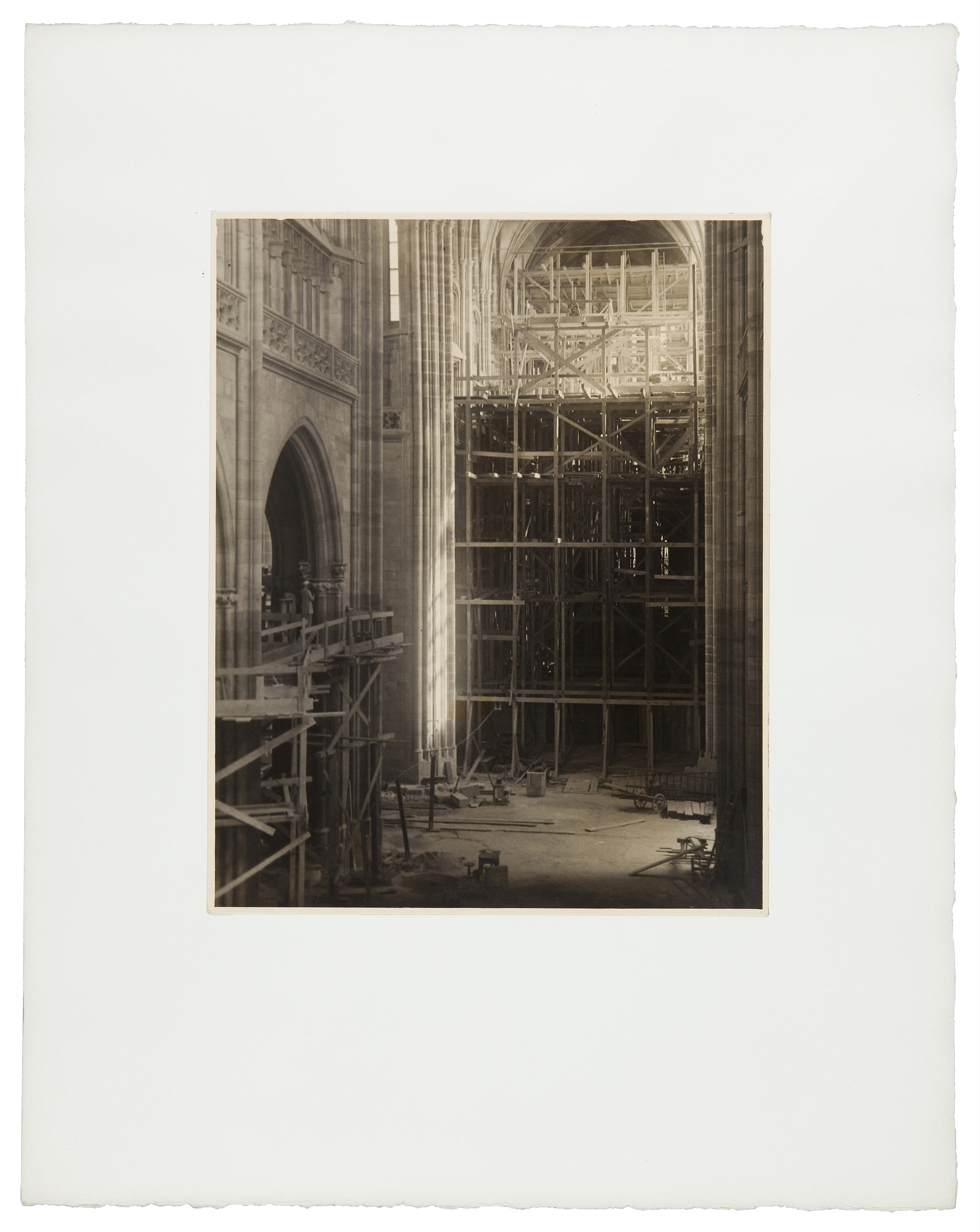 Josef Sudek 写真集 Svatý Vít JOSEF SUDEK (1896–1976), Svàty Vit (Saint Vitus) | Christie's