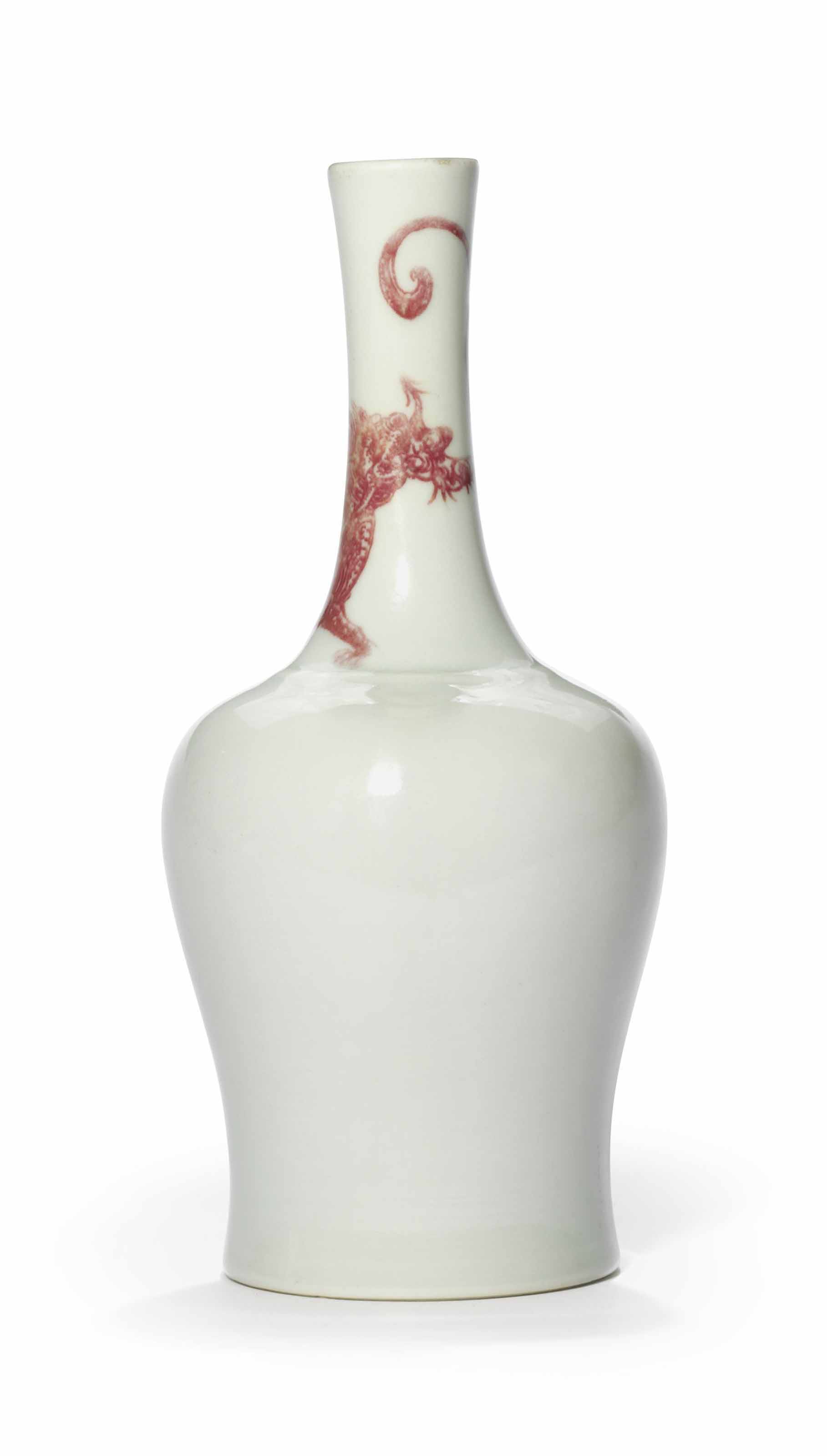 清康熙豇豆紅釉菊瓣瓶三行六字楷書款, KANGXI SIX-CHARACTER