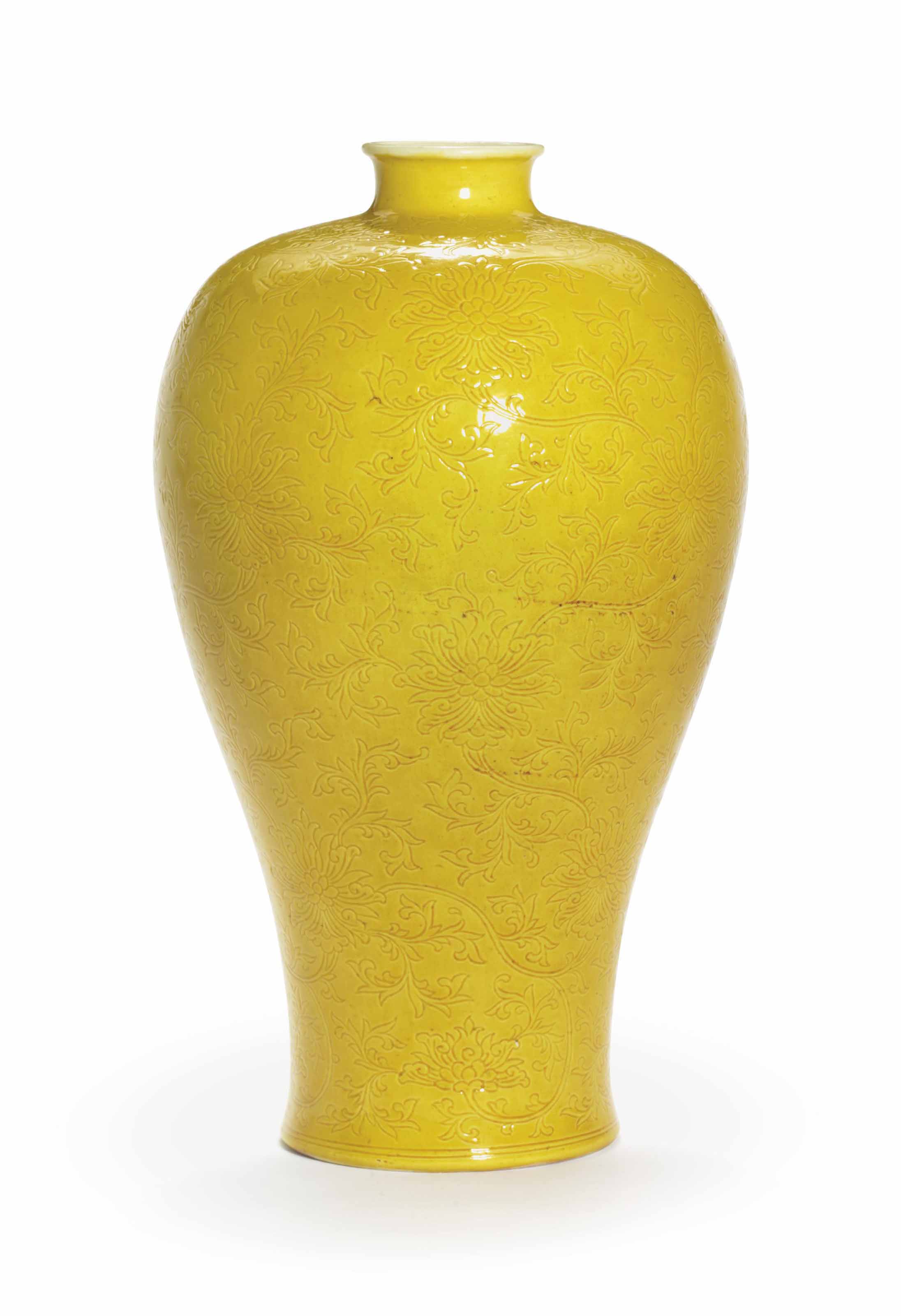 A Large Yellow Glazed Incised Vase Meiping 18th 19th Century All Other Categories Of Objects Vases Christie S