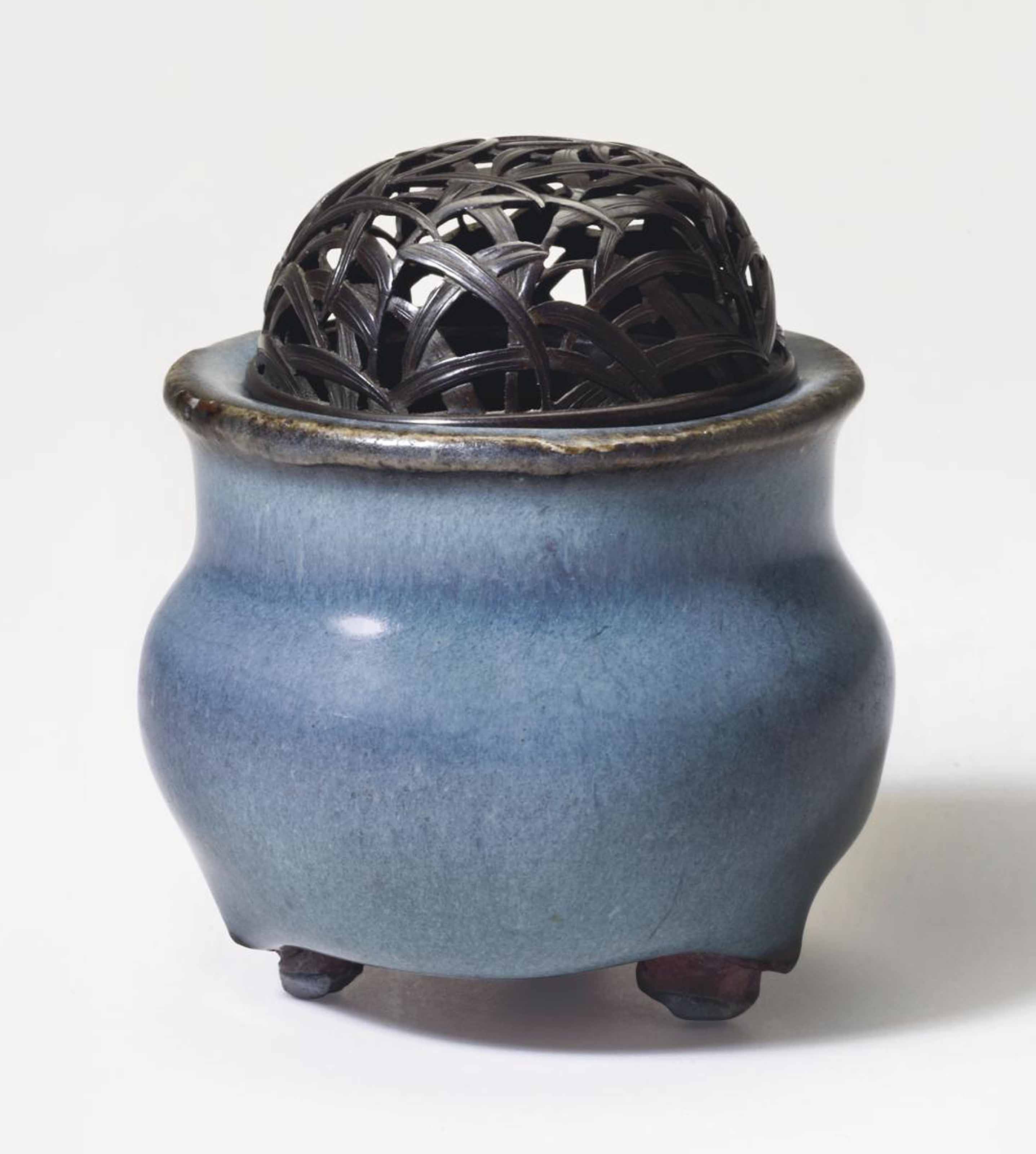 北宋紫金釉梅瓶, NORTHERN SONG DYNASTY (960-1127) | Christie's