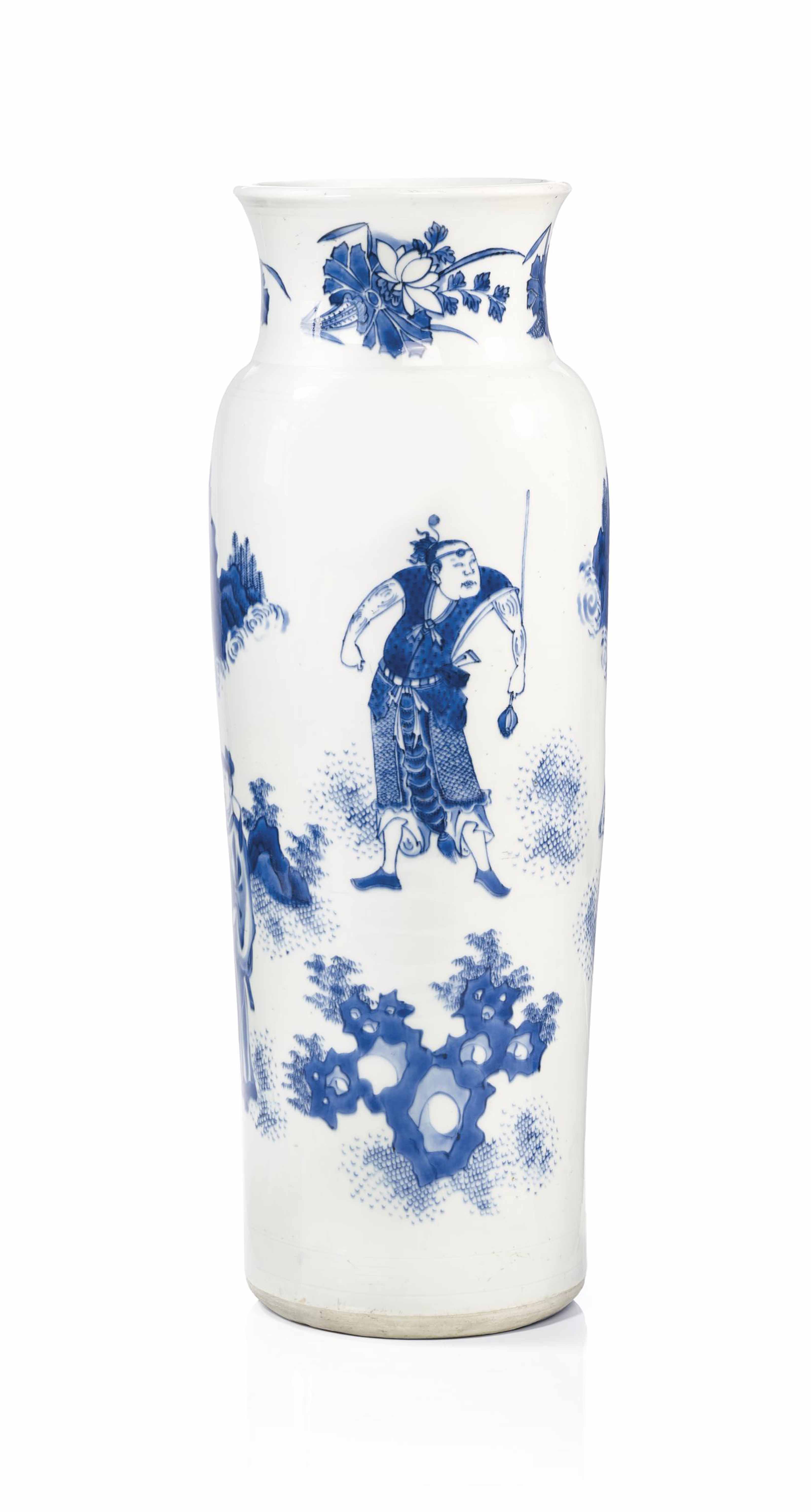VASE ROULEAU EN PORCELAINE BLEU BLANC , CHINE, EPOQUE SHUNZHI (1644