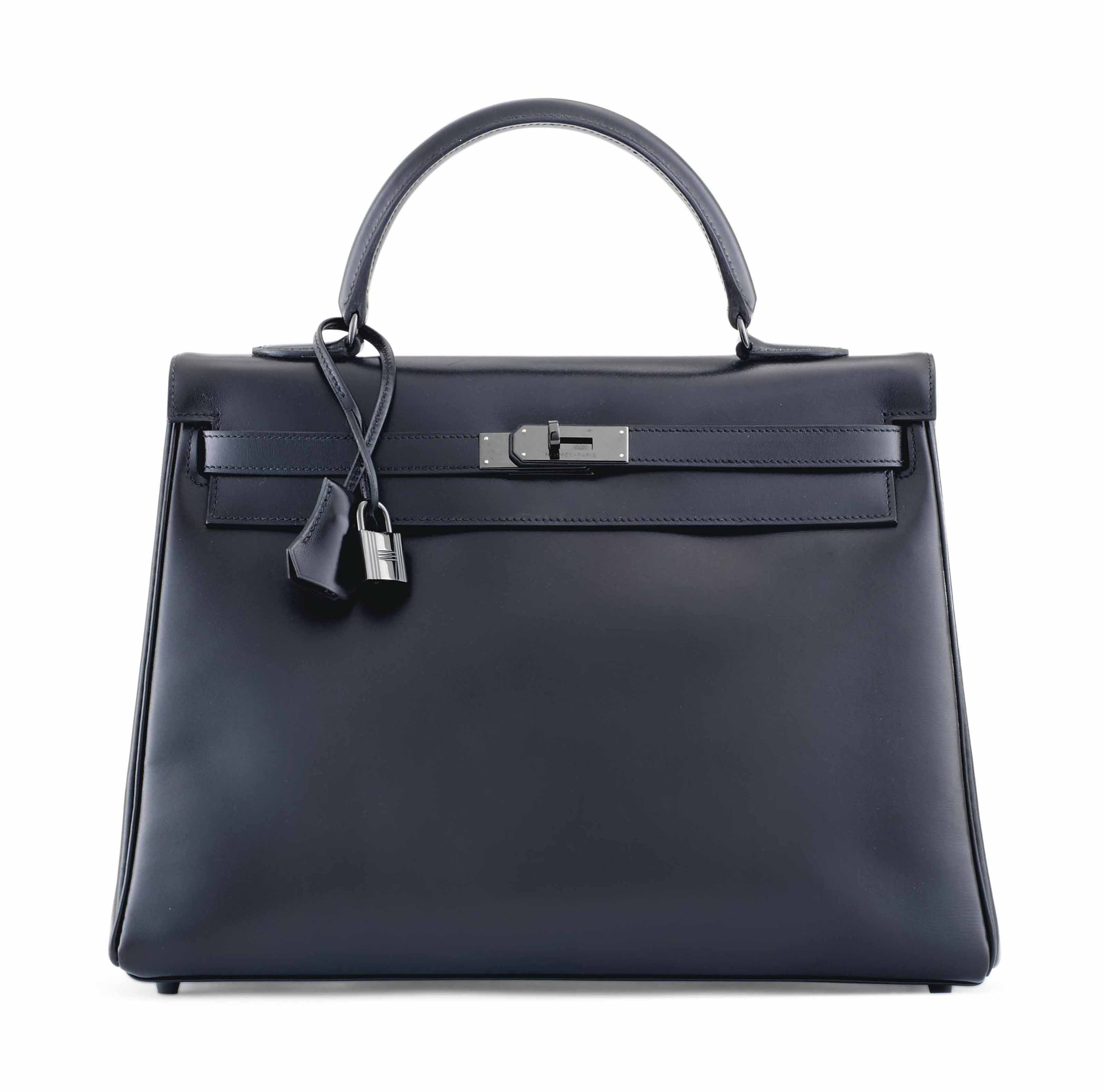 RARE SAC MINI KELLY 20 EN VEAU BOX NOIR, GARNITURE & CLOUS EN MÉTAL ...