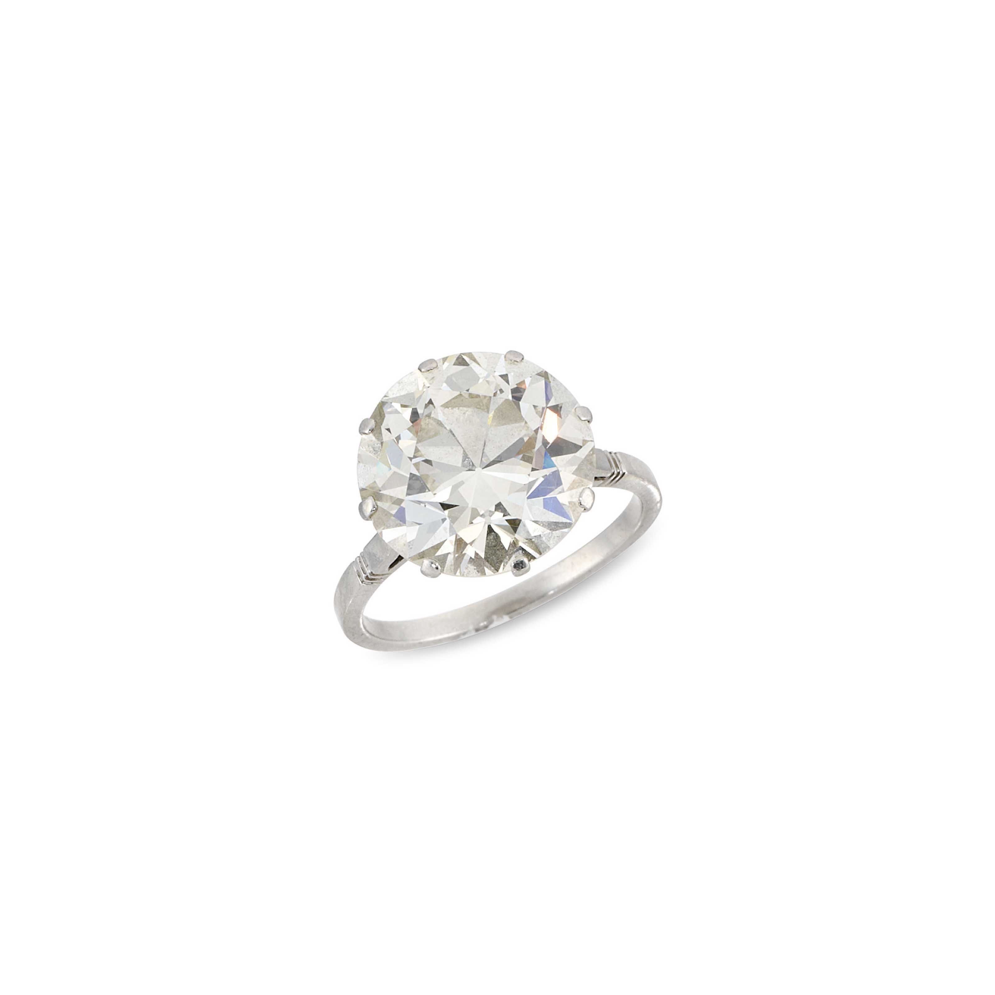A DIAMOND SINGLE STONE RING | Christie's