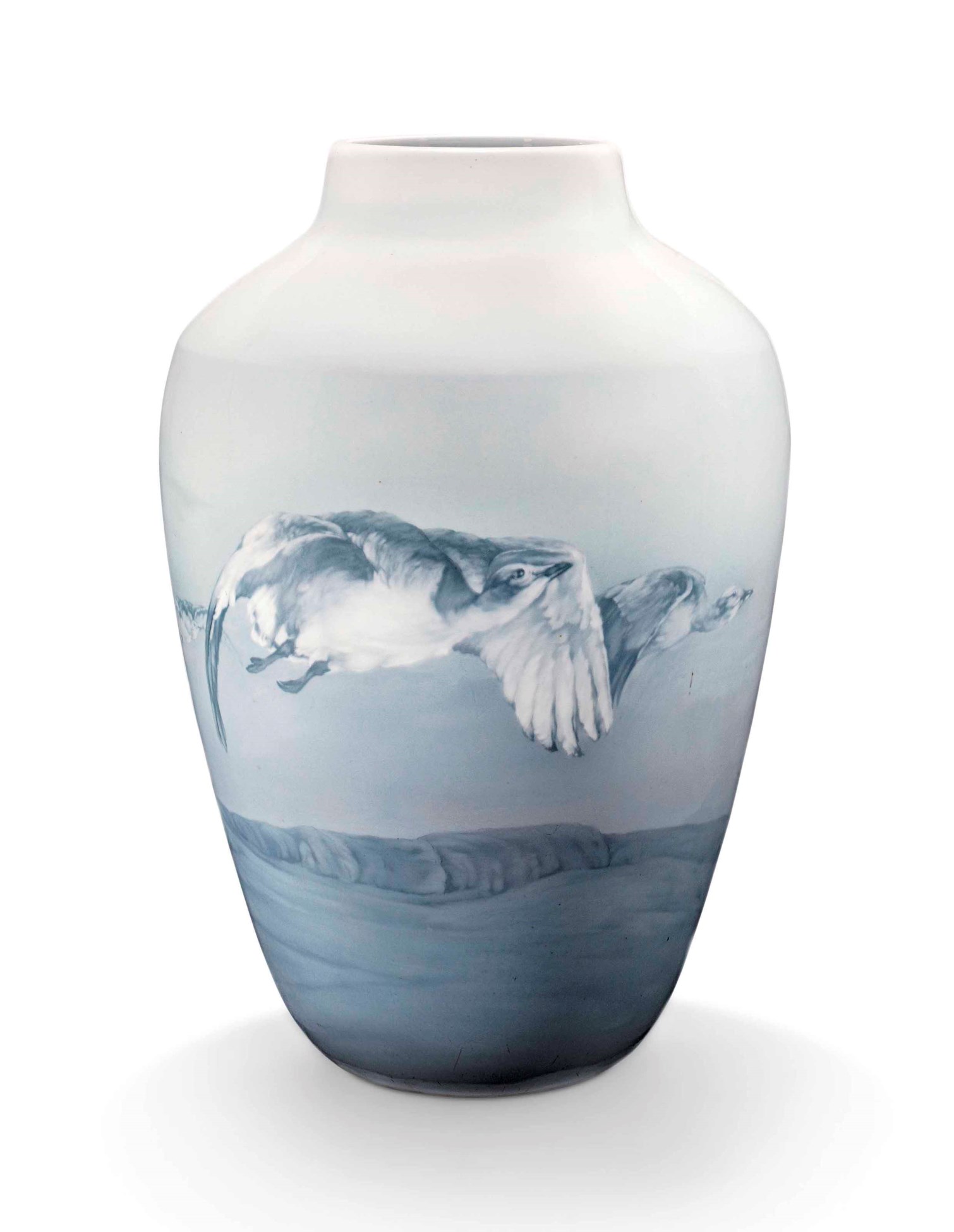 A LARGE AND IMPRESSIVE PORCELAIN VASE, BY THE IMPERIAL PORCELAIN