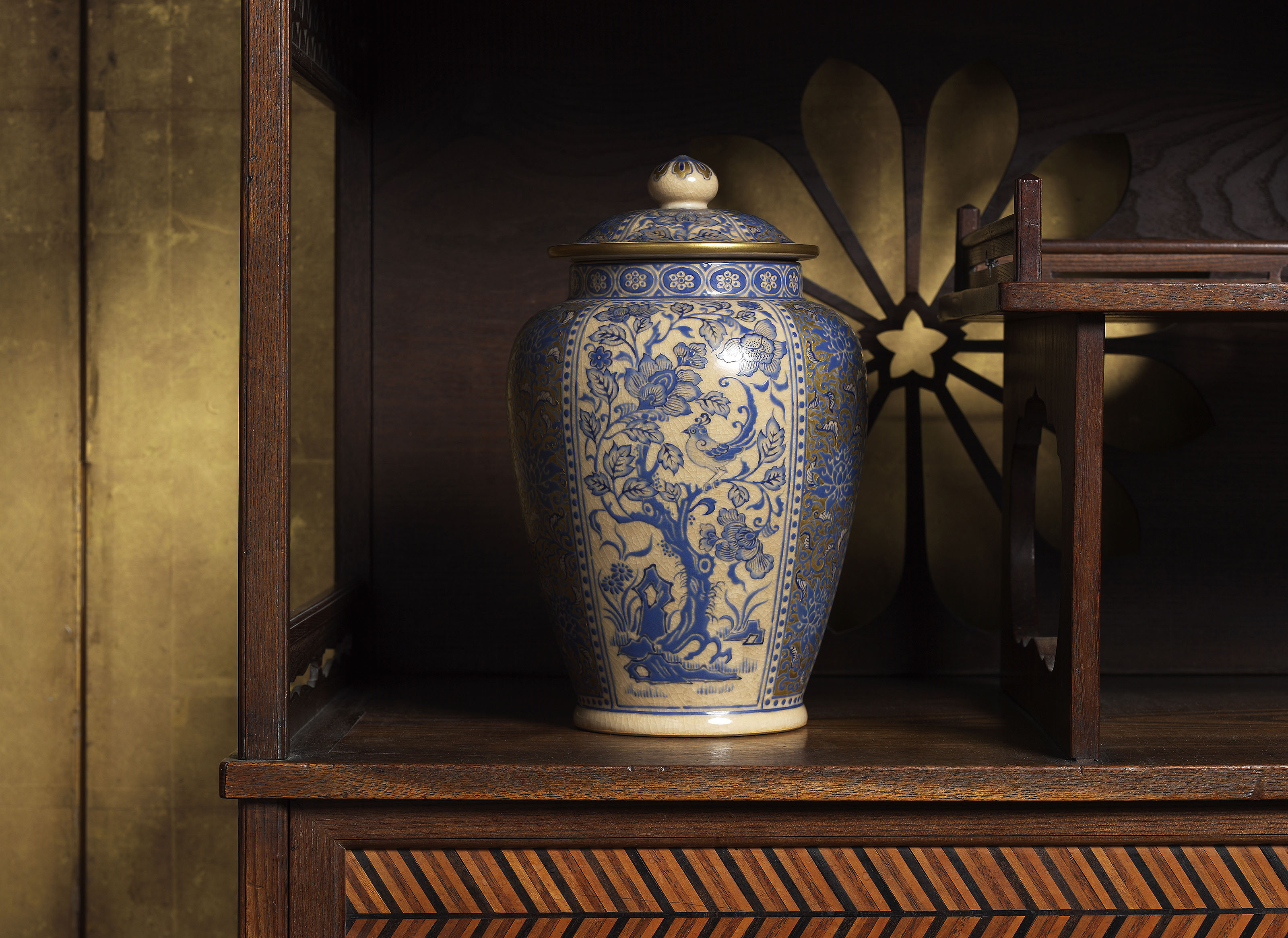 A RARE CLOISONNÉ VASE, INLAID WIRED MARK OF HATTORI TADASABURO, MEIJI -  TAISHO PERIOD (EARLY 20TH CENTURY) | Christie's