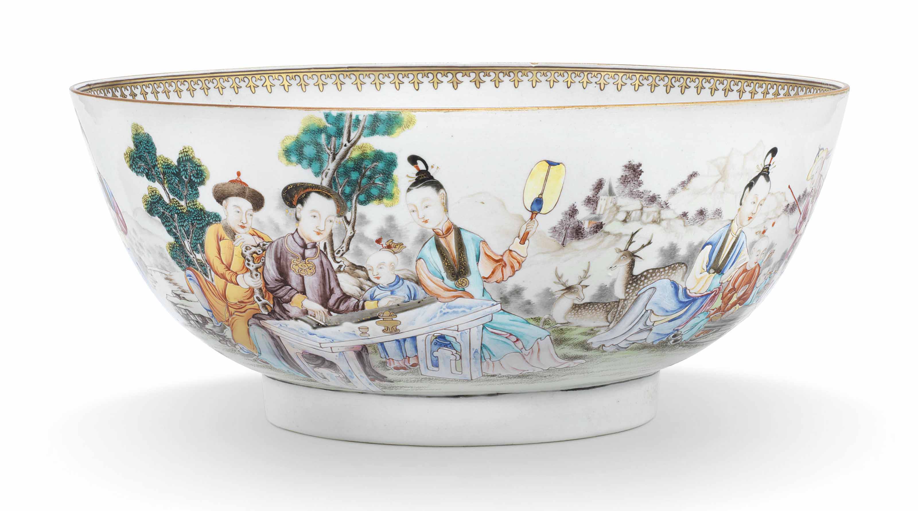 A LARGE CHINESE FAMILLE ROSE PUNCH BOWL , QIANLONG PERIOD (17361795