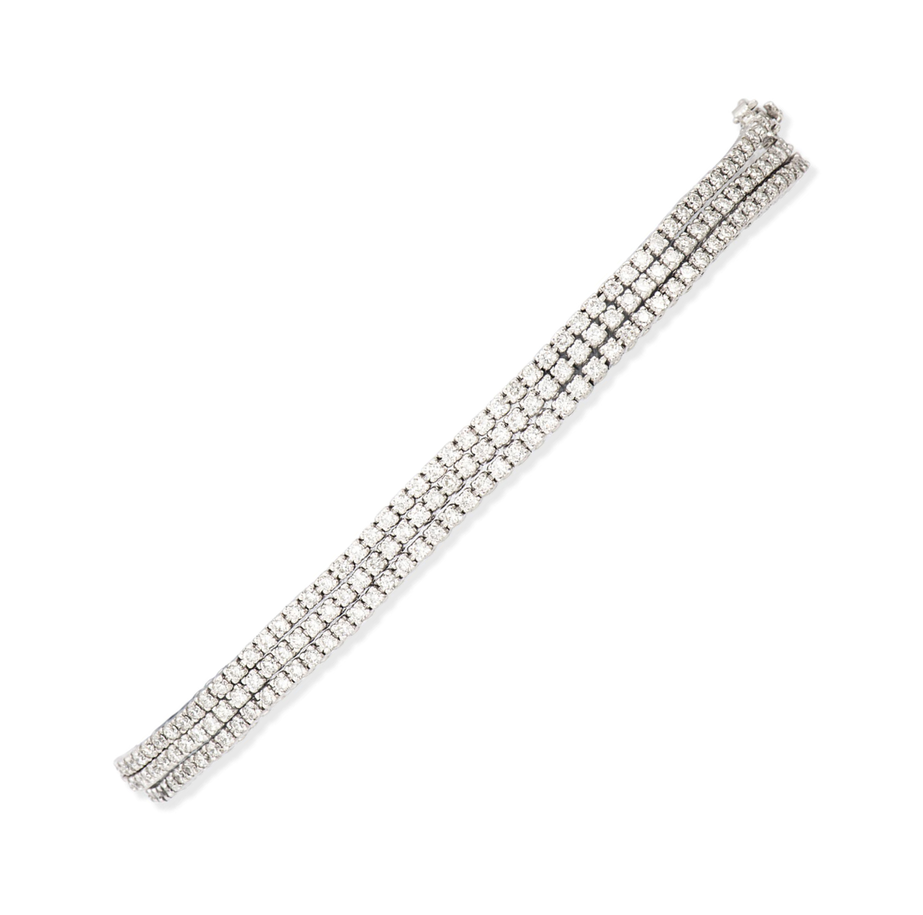A DIAMOND 'WRAPAROUND' BRACELET