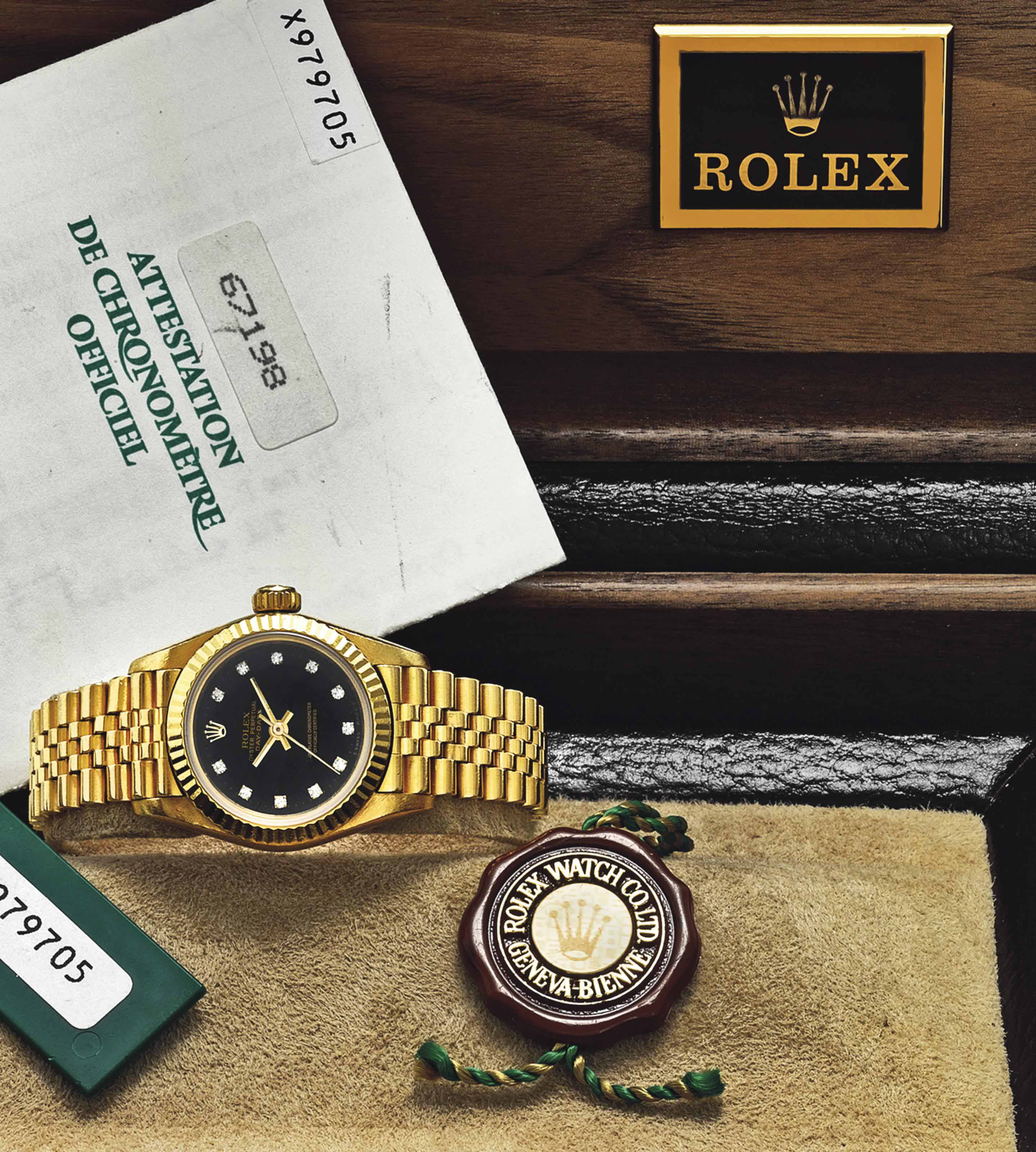 ROLEX. AN 18K GOLD AND DIAMONDSET AUTOMATIC SWEEP CENTRE SECONDS