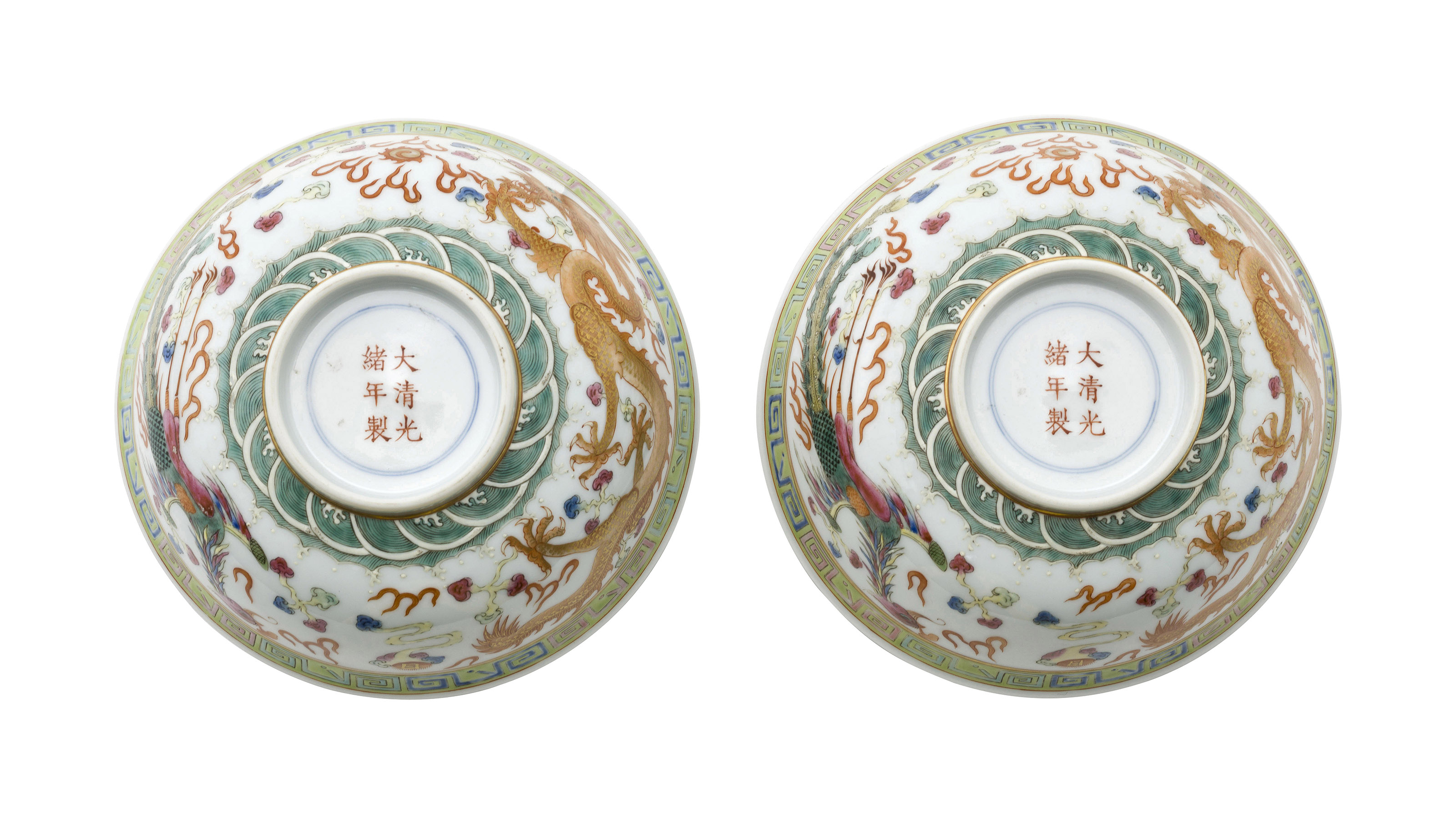 粉彩龍鳳文皿 粉彩龍鳳文皿 （陶磁器 - 静嘉堂文庫美術館）