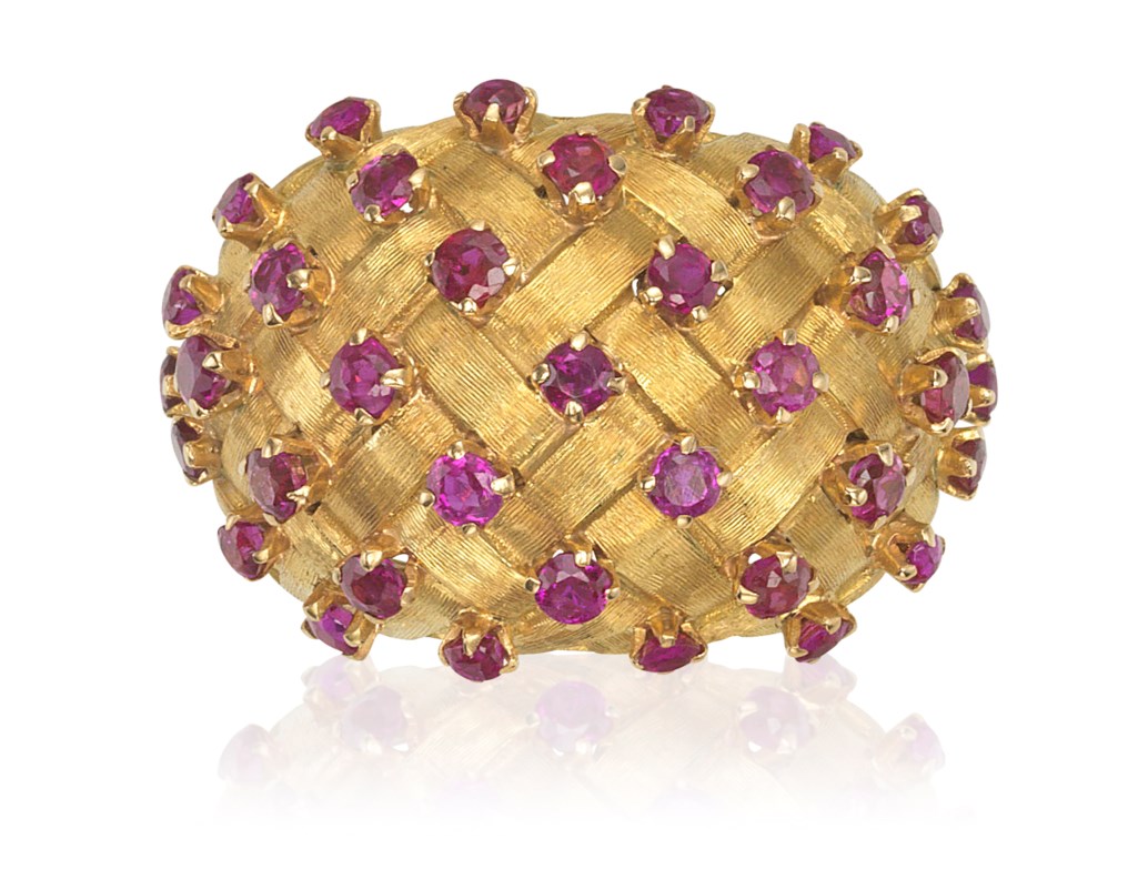 TIFFANY & CO. RUBY AND GOLD RING, | Christie’s