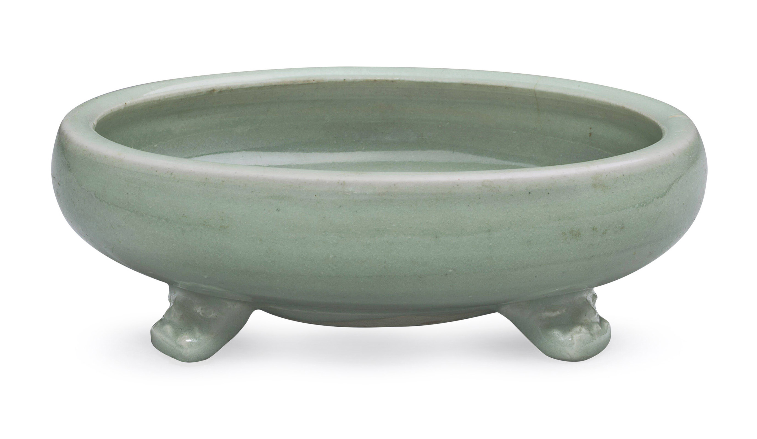 明十六/十七世纪龙泉窑青釉三足炉, MING DYNASTY, 16TH-17TH CENTURY