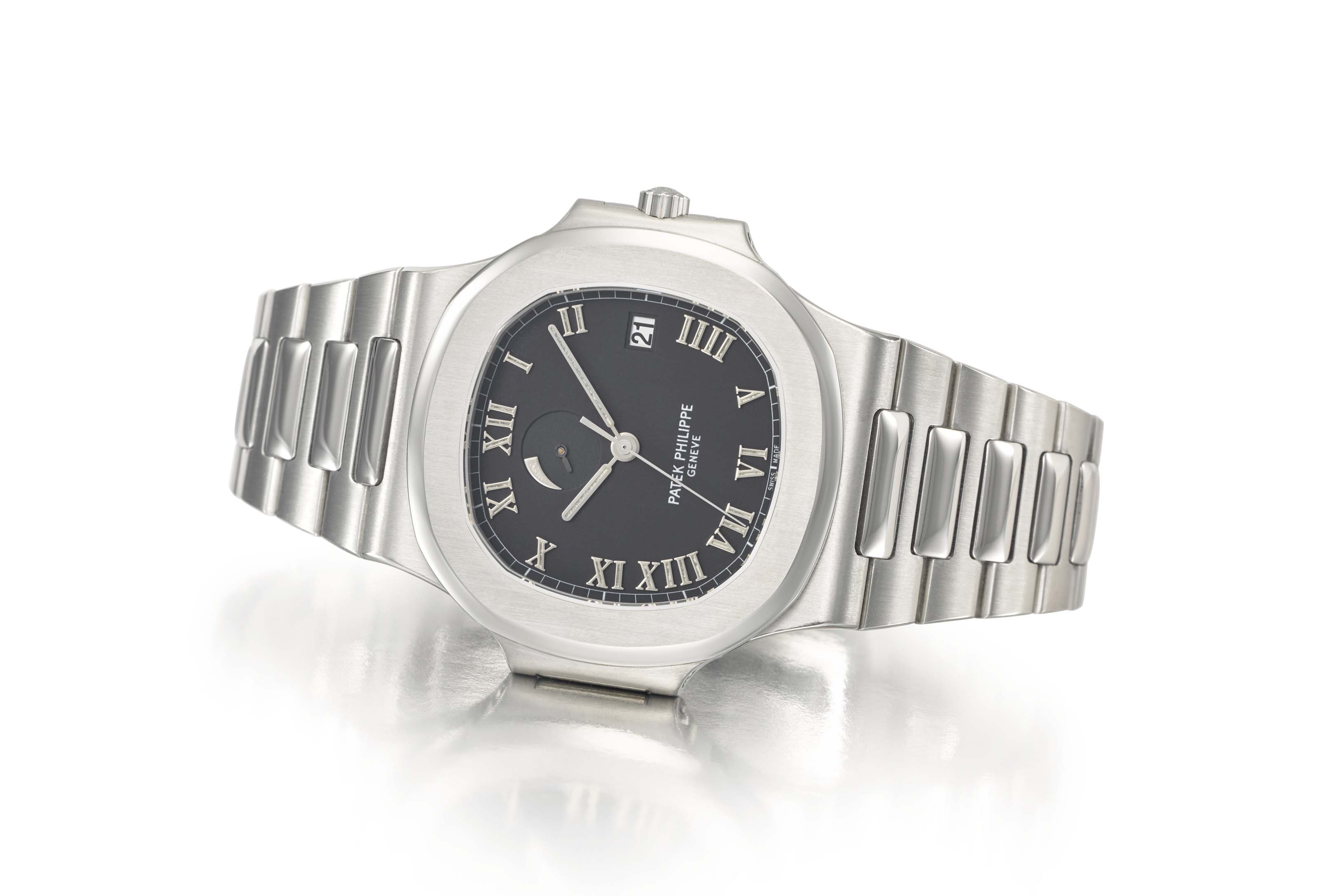 Christie’s Lucky XIII specimen, case 4,050,566, catalogued as manufactured in 1998. XIII replaces VIII at eight o’clock. · Photo: Christie’s · © Christie’s, used with permission · Source: https://www.christies.com/en/lot/lot-6067437