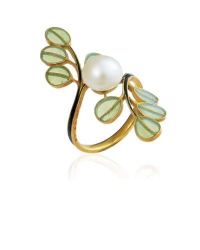 AN ART NOUVEAU PEARL AND ENAMEL RING | Christie's
