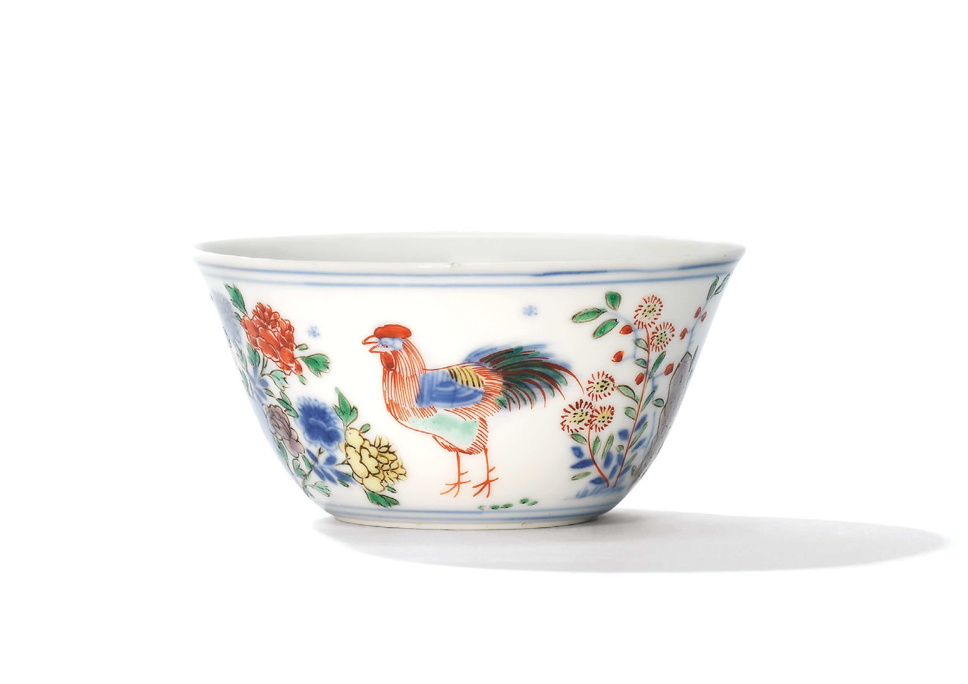 A WUCAI ‘CHICKEN’ CUP , QING DYNASTY, 18TH CENTURY | Christie's