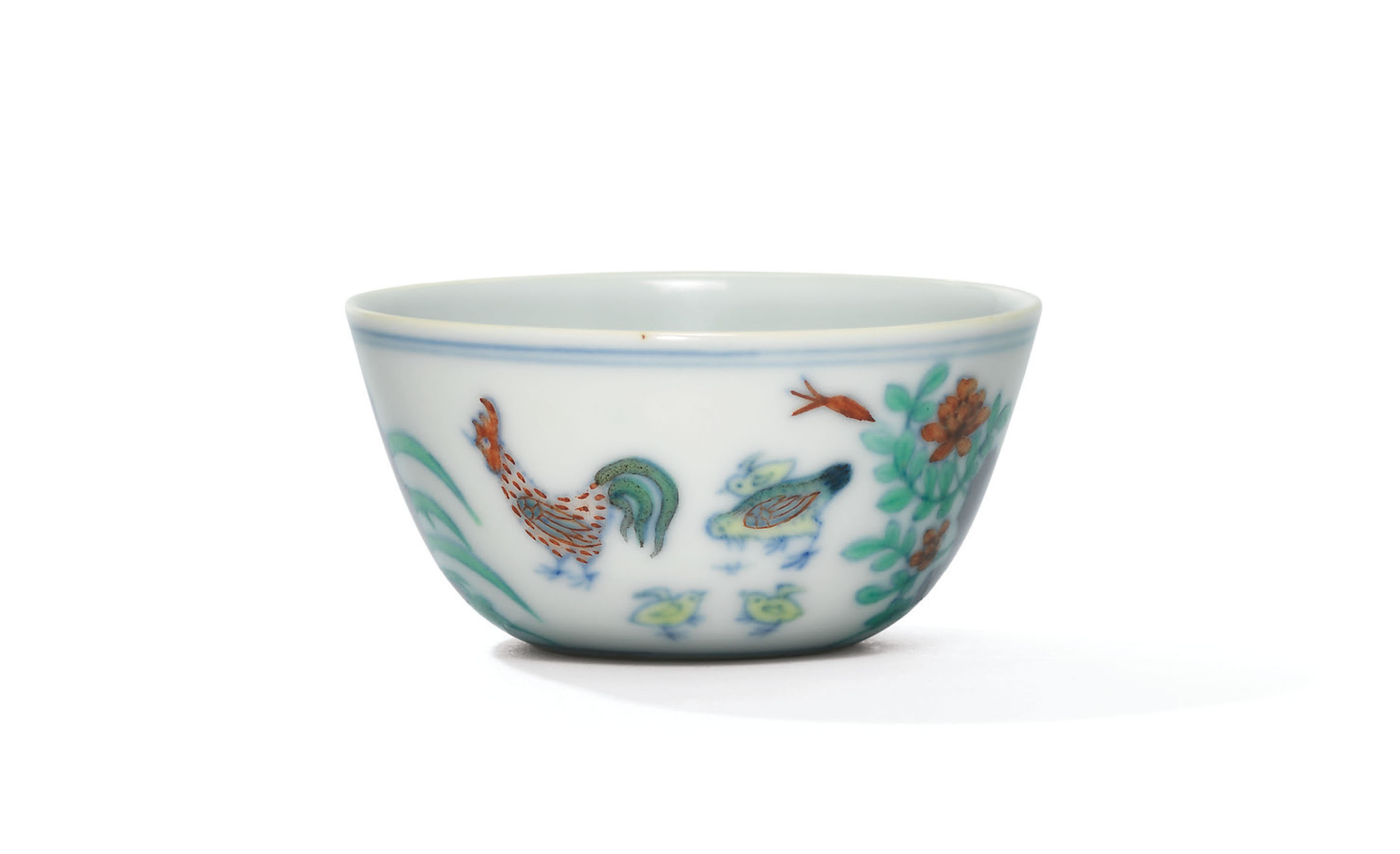 A FINE AND RARE SMALL MING-STYLE DOUCAI ‘CHICKEN’ CUP