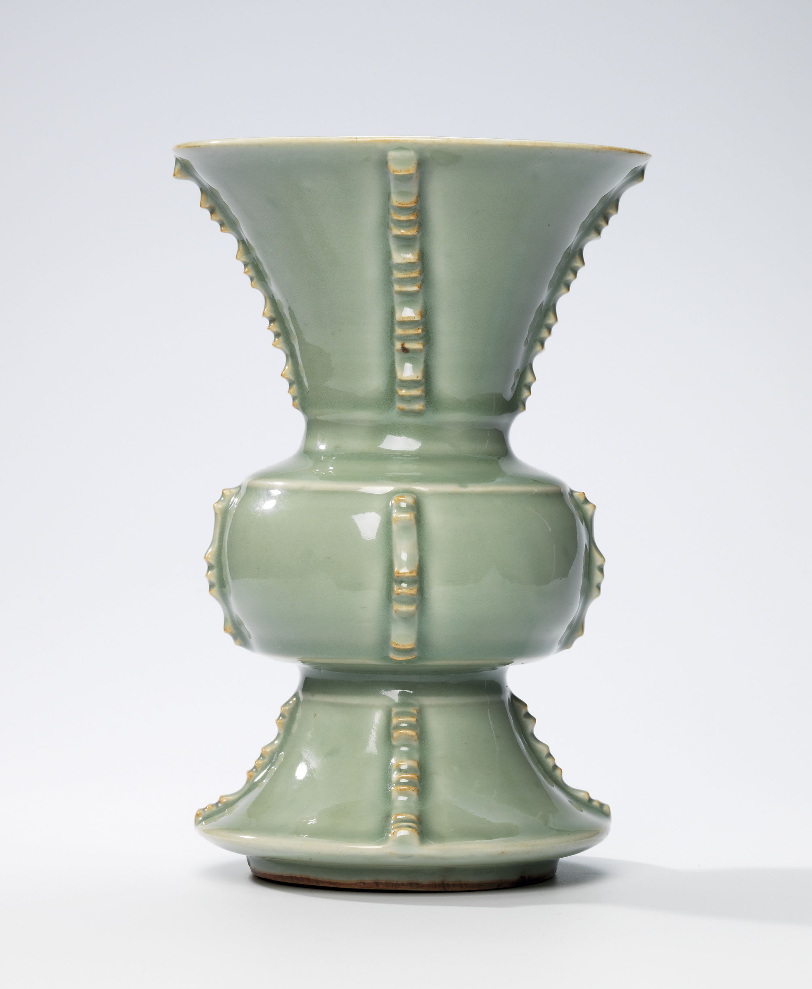 A RARE LONGQUAN CELADON VASE, ZUN , YUANMING DYNASTY (12791644) Christie's
