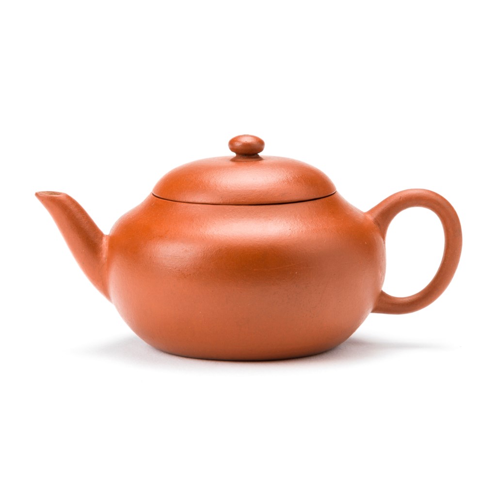 A SMALL YIXING TEAPOT, DAOGUANG PERIOD (18211850) Christie’s