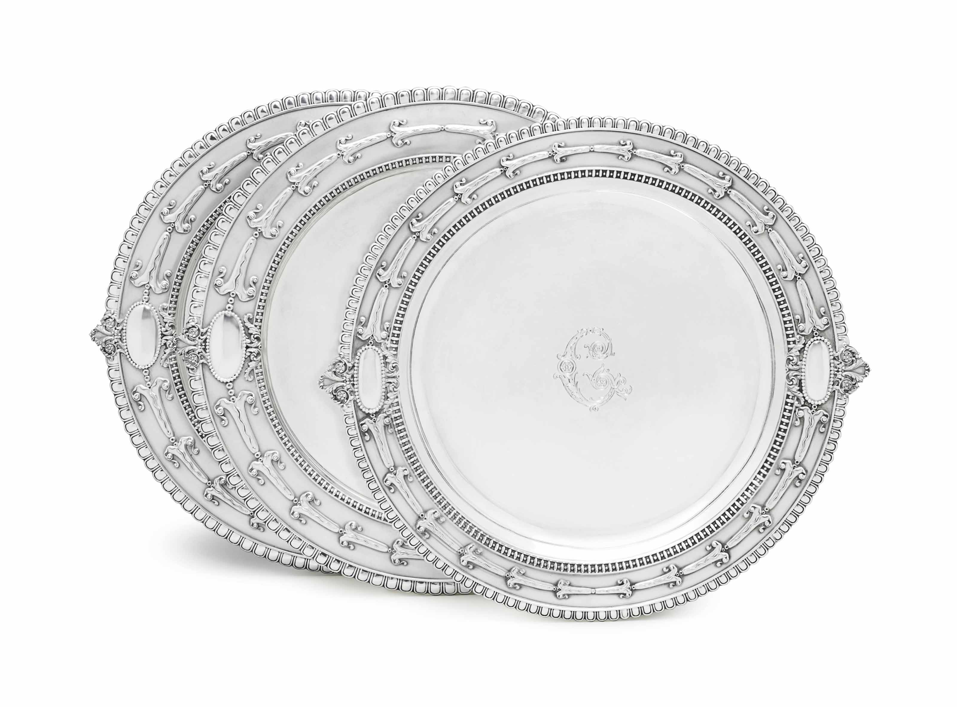 A SET OF TWO AMERICAN SILVER PLATTERS AND A SECONDCOURSE DISH FOR THE