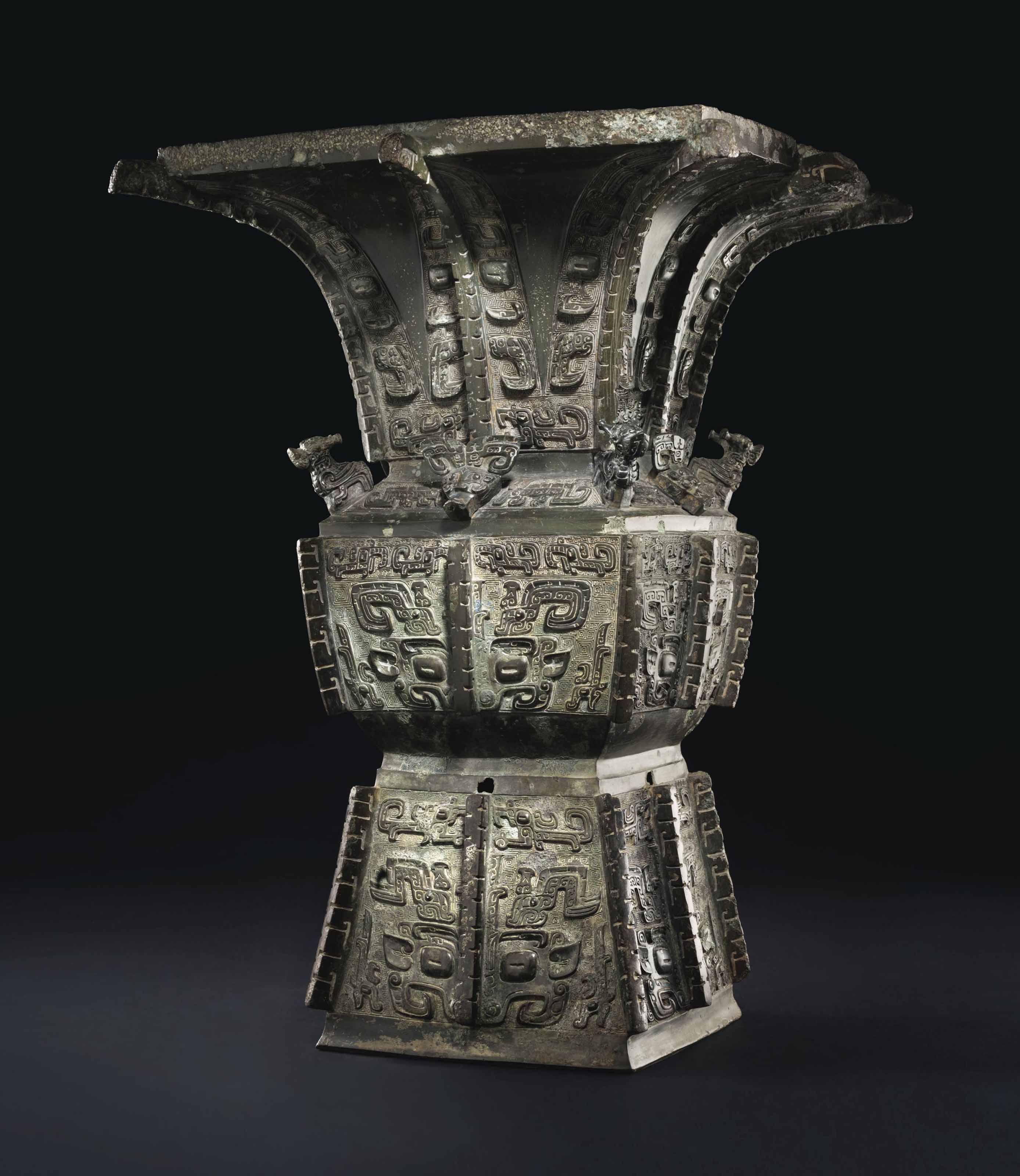 商晚期安陽青銅饕餮紋方尊, LATE SHANG DYNASTY, ANYANG, 13TH-11TH CENTURY BC | Christie's