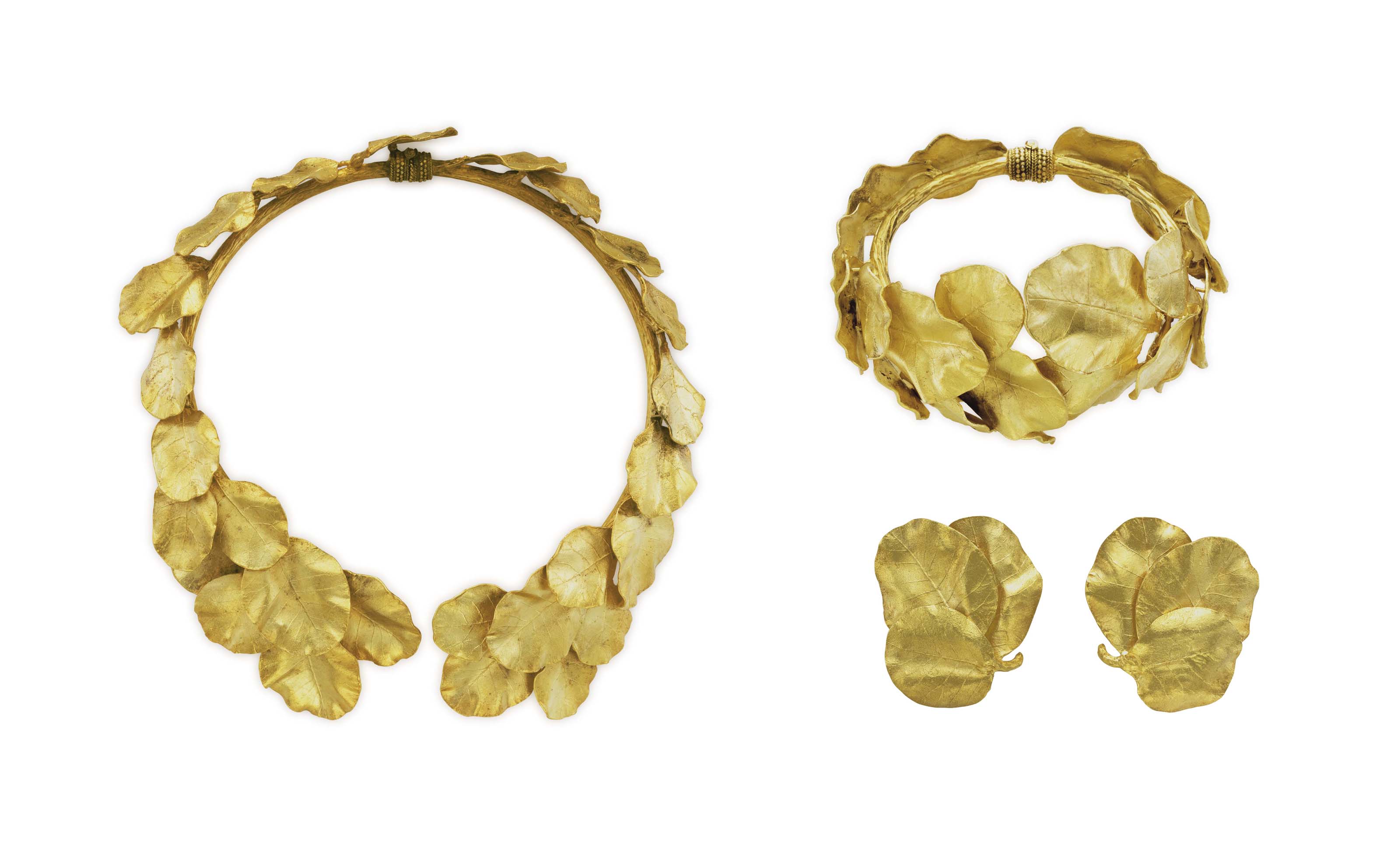 A SUITE OF GOLD JEWELRY, BY ZOLOTAS