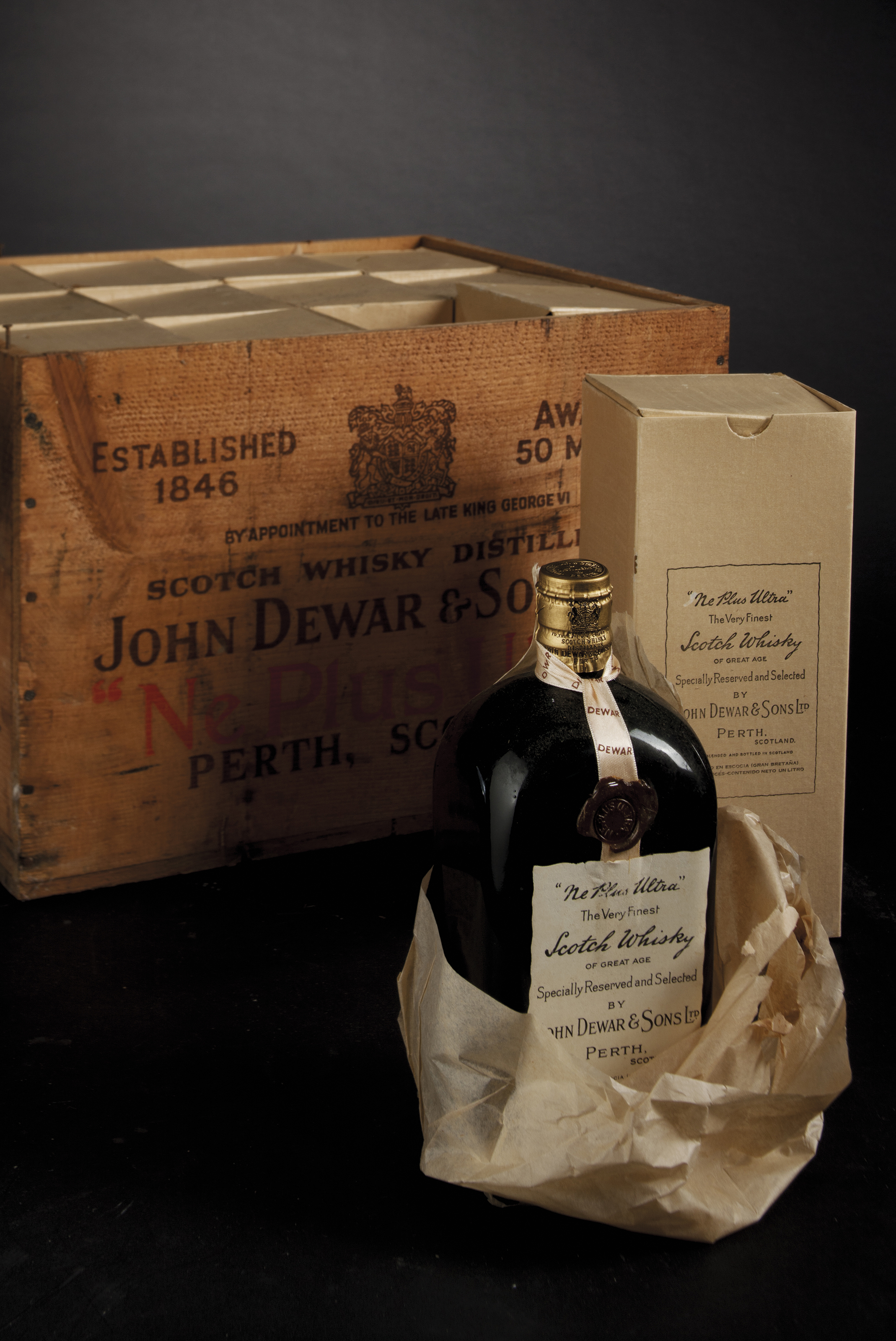 John Dewar Sons Ne Plus Ultra The Very Finest Scotch Whisky of