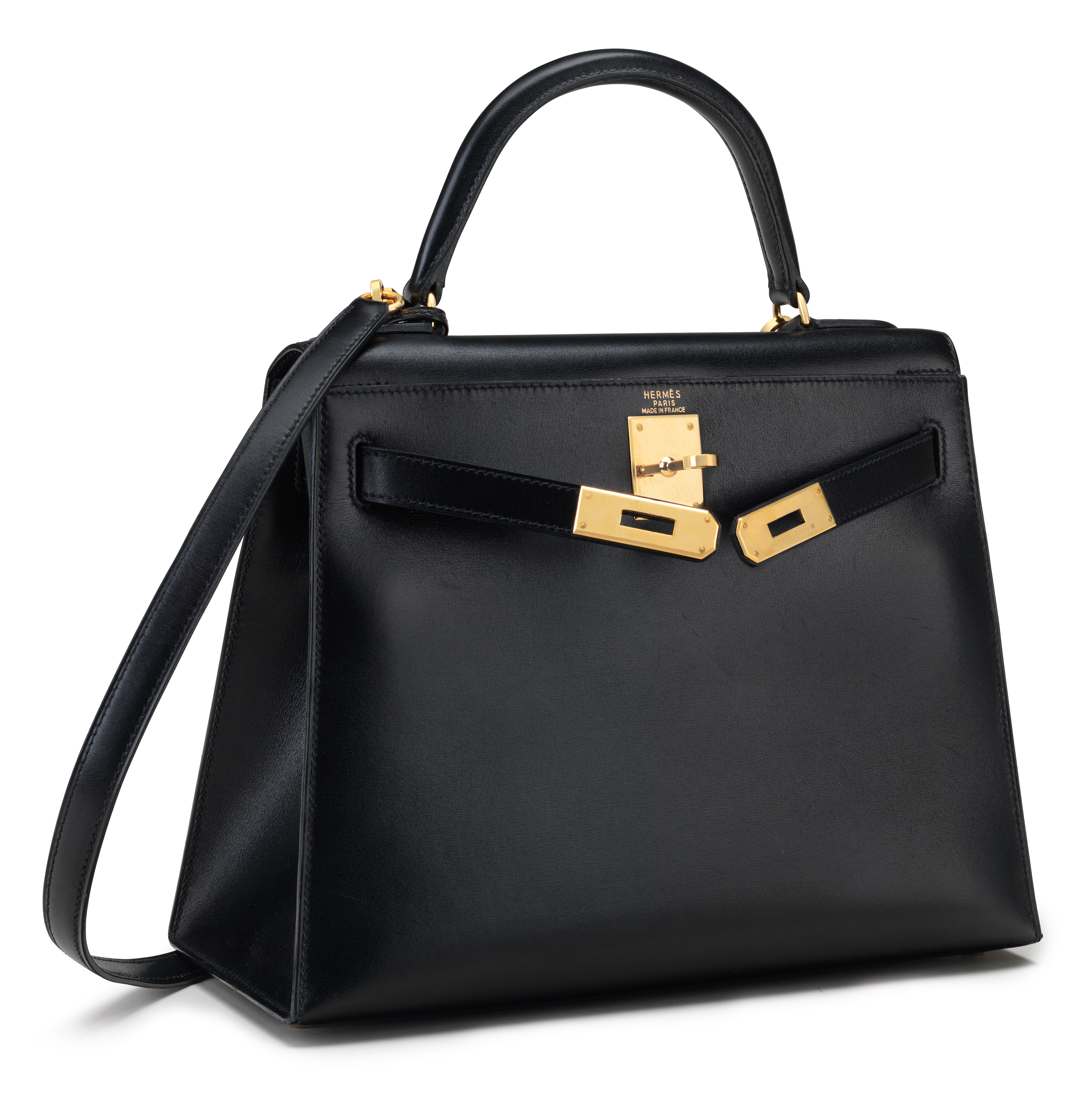 A BLACK CALF BOX LEATHER SELLIER KELLY 28 WITH GOLD HARDWARE