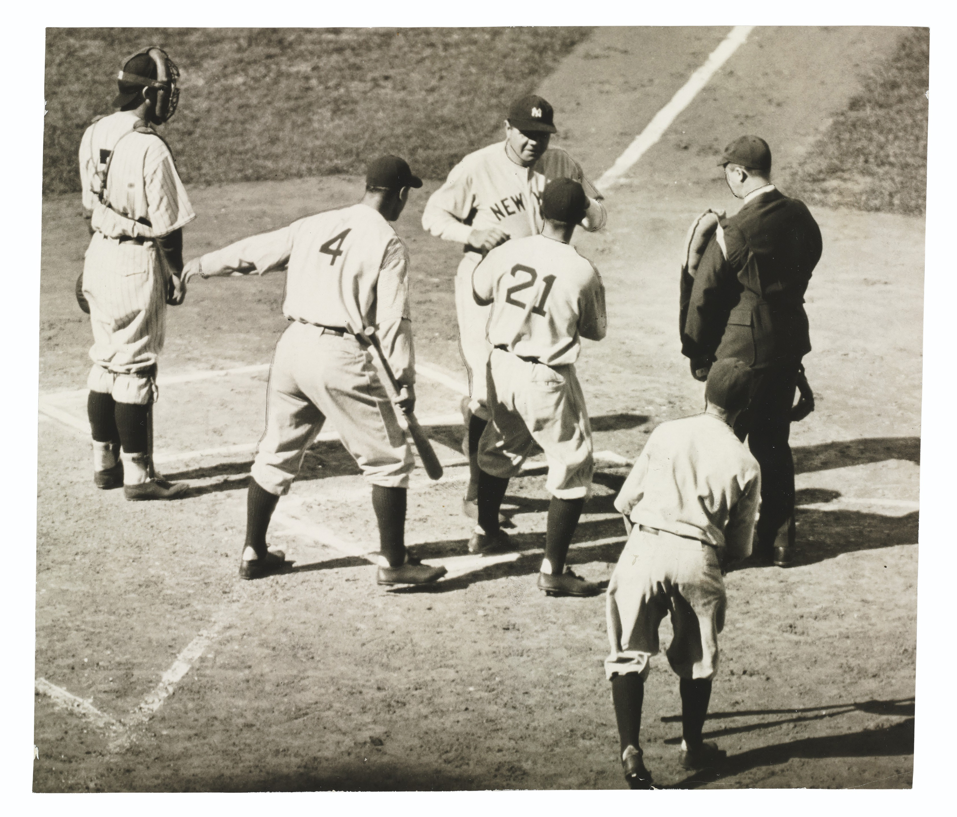 BABE RUTH & LOU GEHRIG 1932 WORLD SERIES PHOTOGRAPH